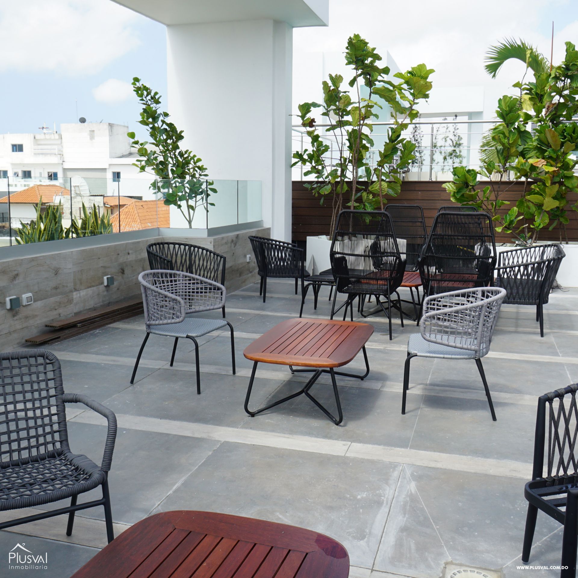 Apartamento en alquiler con linea blanca en Piantini 183108