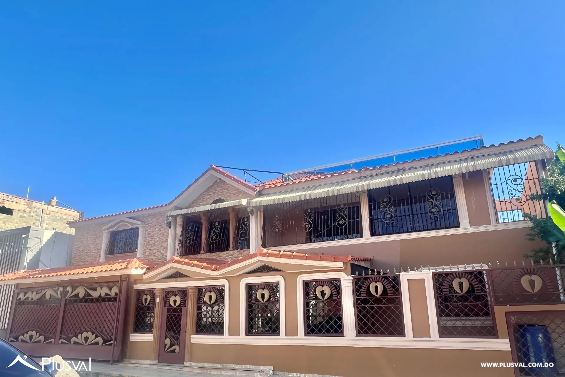 Casa en Brisa Oriental de 3 niveles. 478370