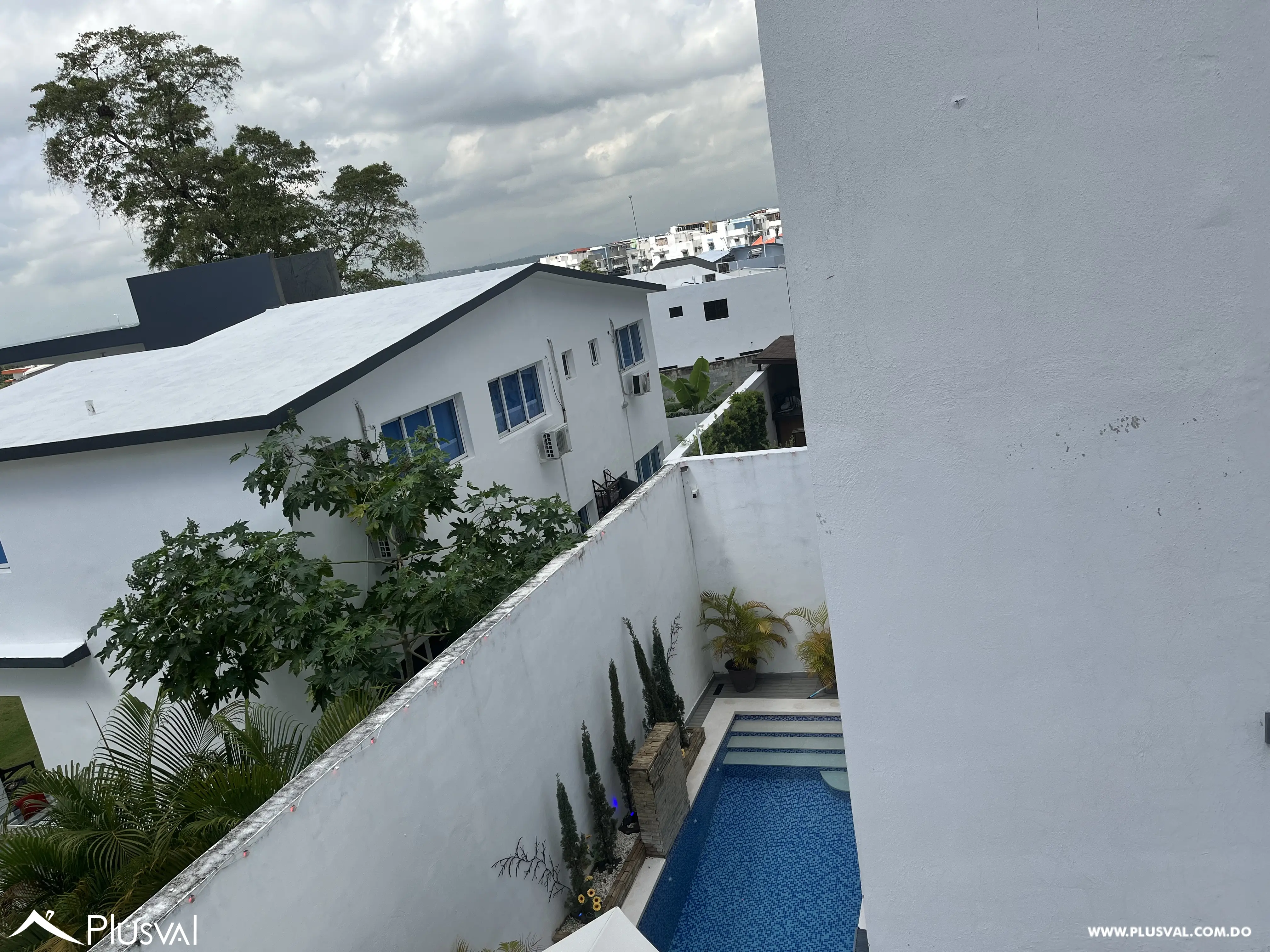 Acogedora casa de 4 habitaciones en Colinas del Oeste 500061