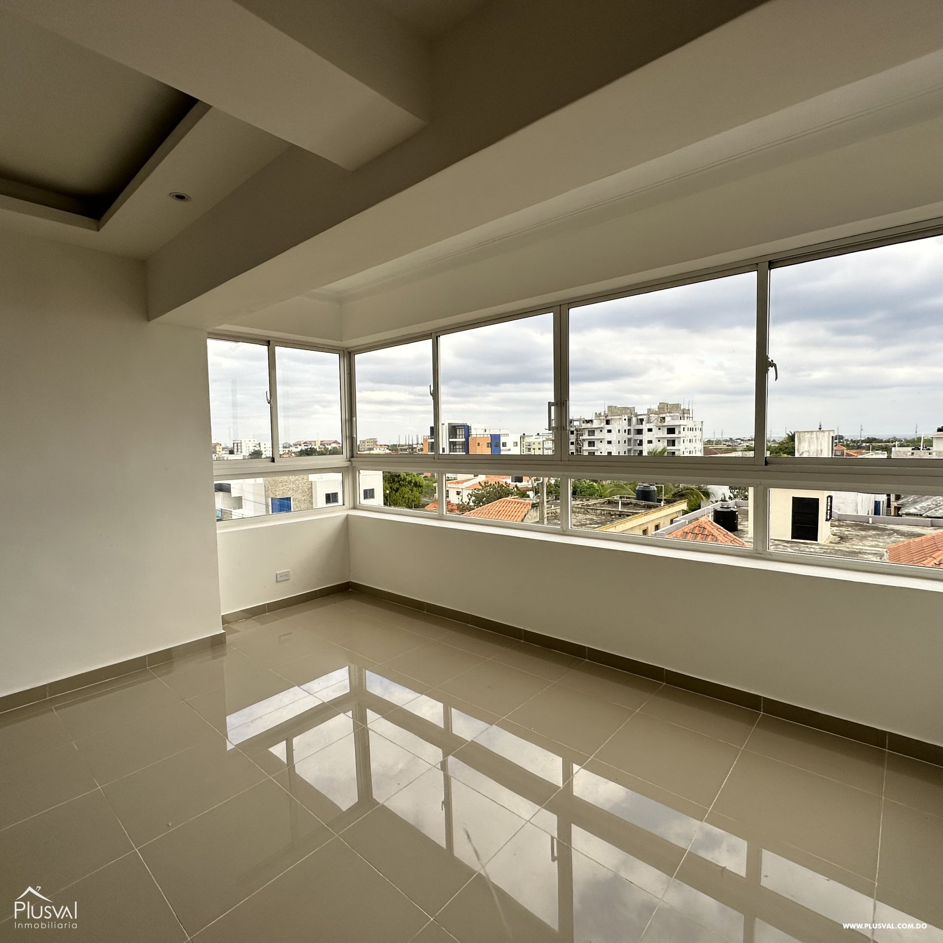 Pent-house listo para mudarte en Prado Oriental 348171