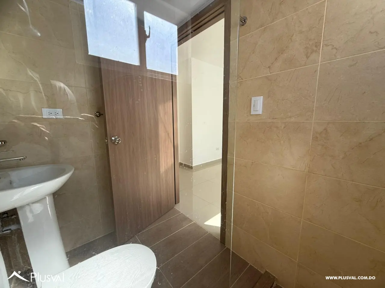 Apartamentos Modernos con Terraza y Patio en Santo Domingo Oeste 503879