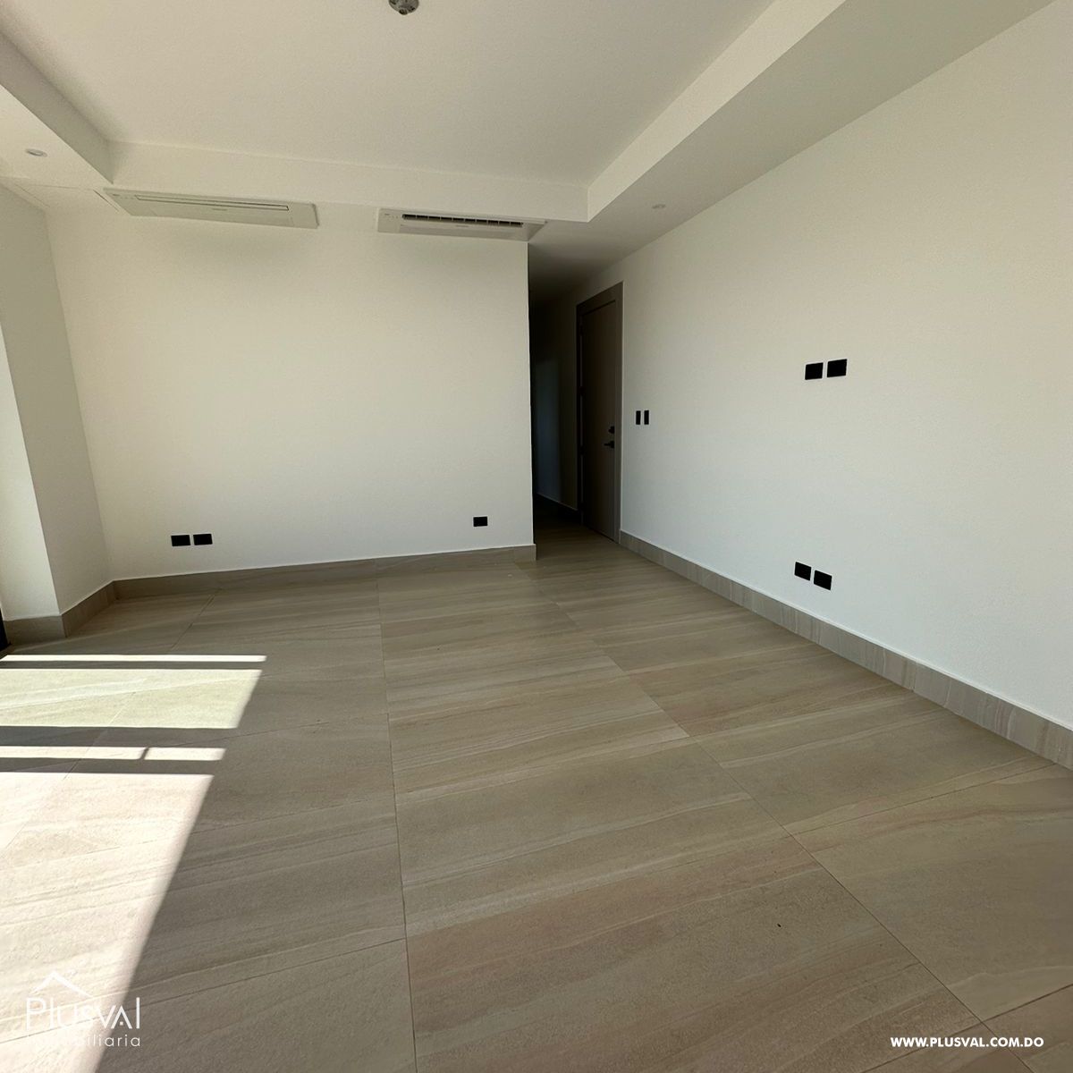 Exclusivo apartamento de 3 habitaciones  ubicado en La Esmeralda 409880
