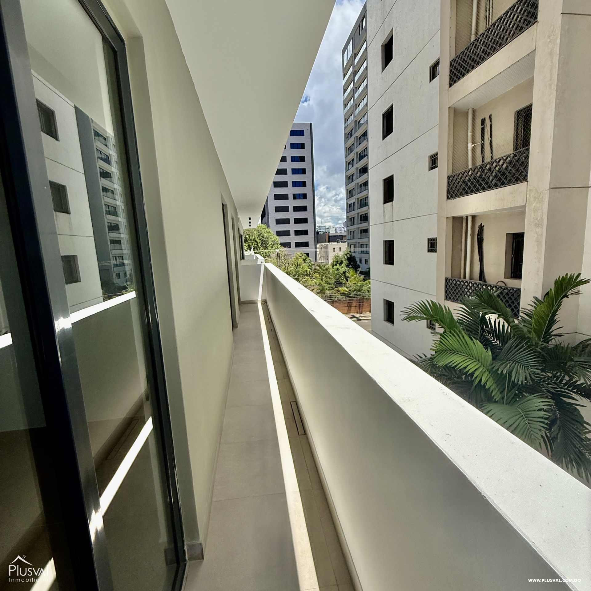 Apartamentos de 3 Habitaciones + Estudio en Venta – Torre de Lujo Lista en Piantini con Áreas Sociales Exclusivas 434681