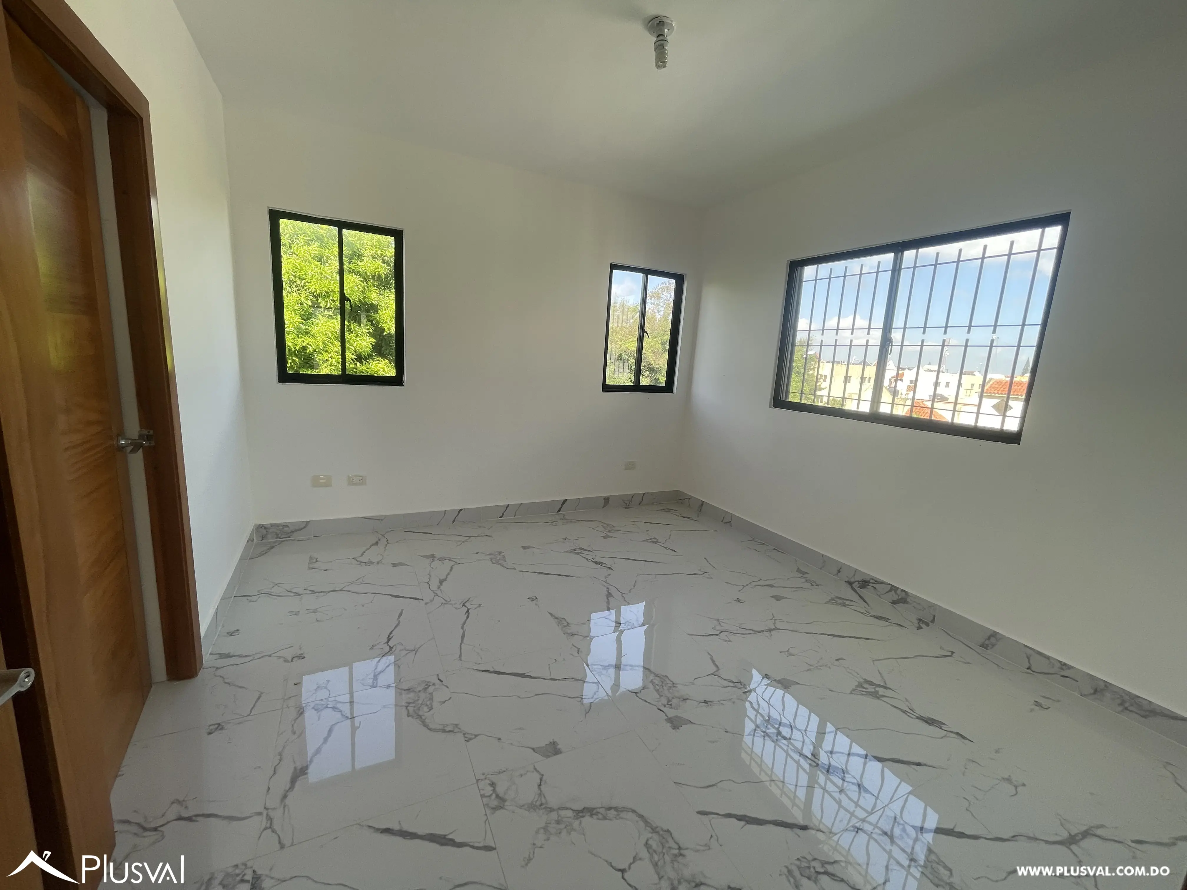 Apartamento tipo penthouse a la venta,  con terraza privada, en Gurabo, Santiago 523176