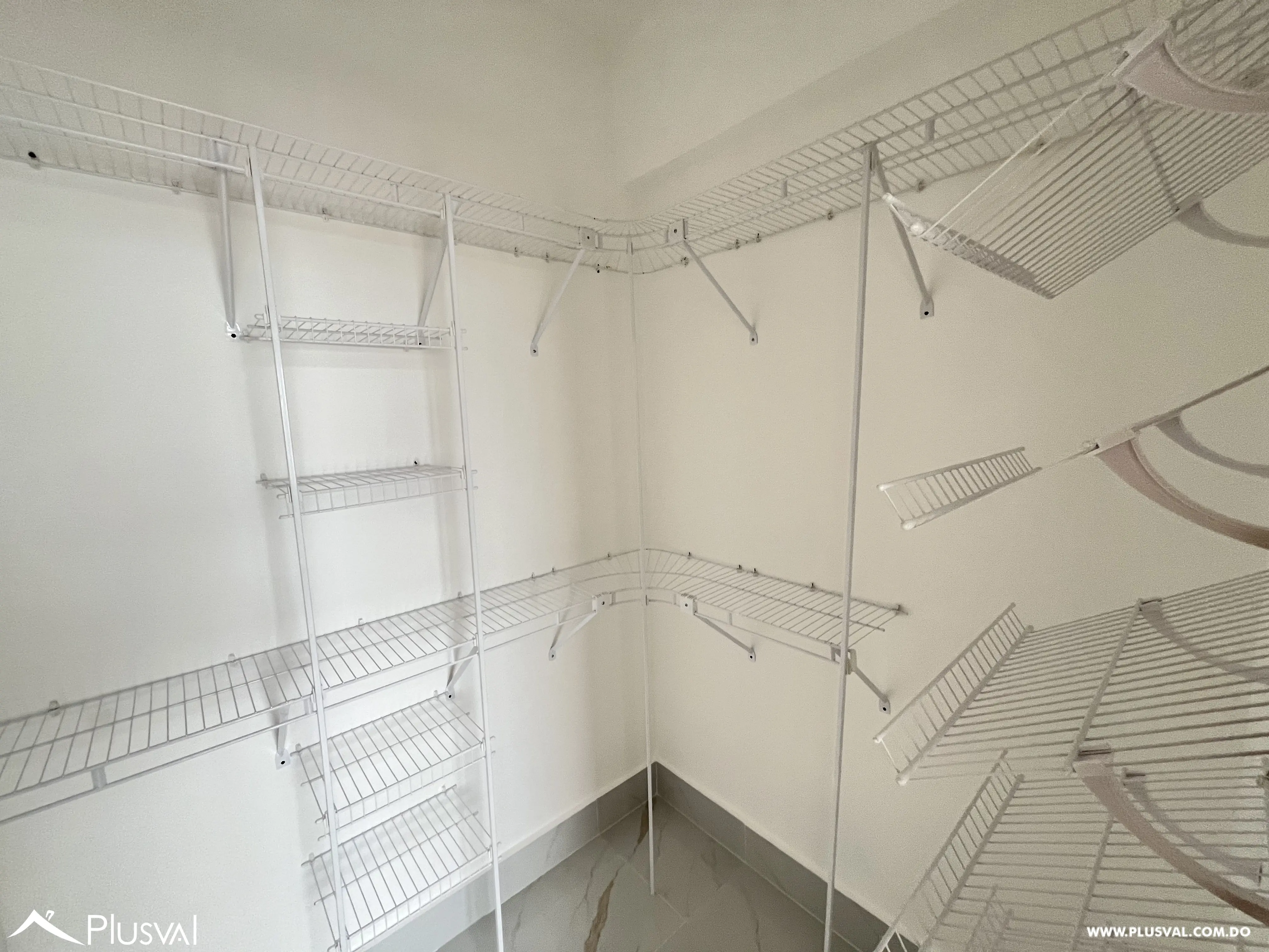 Apartamento en alquiler, Serrallés. 481643