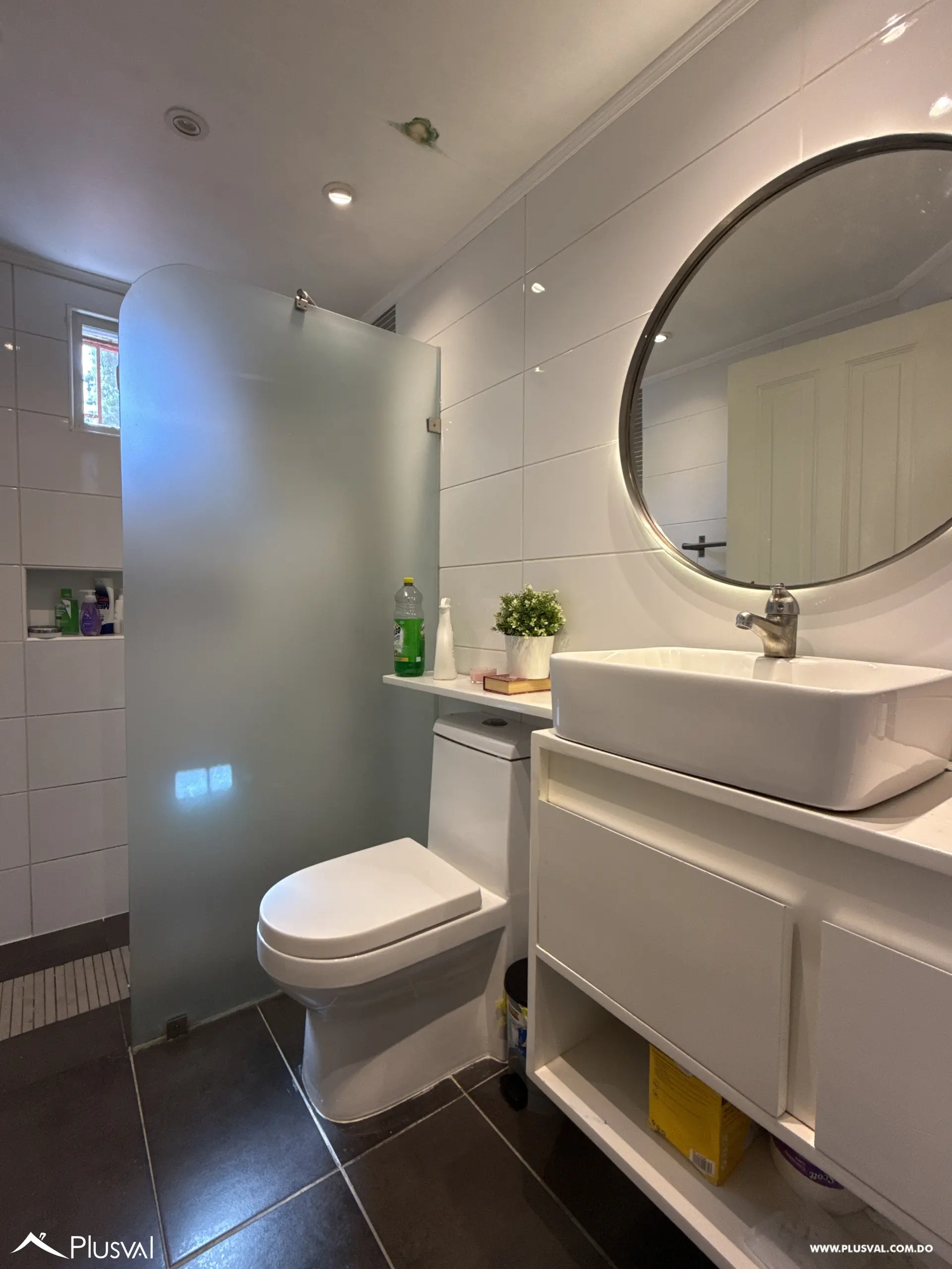 Venta Apartamento Económico de 3 Habitaciones en La Castellana 528657