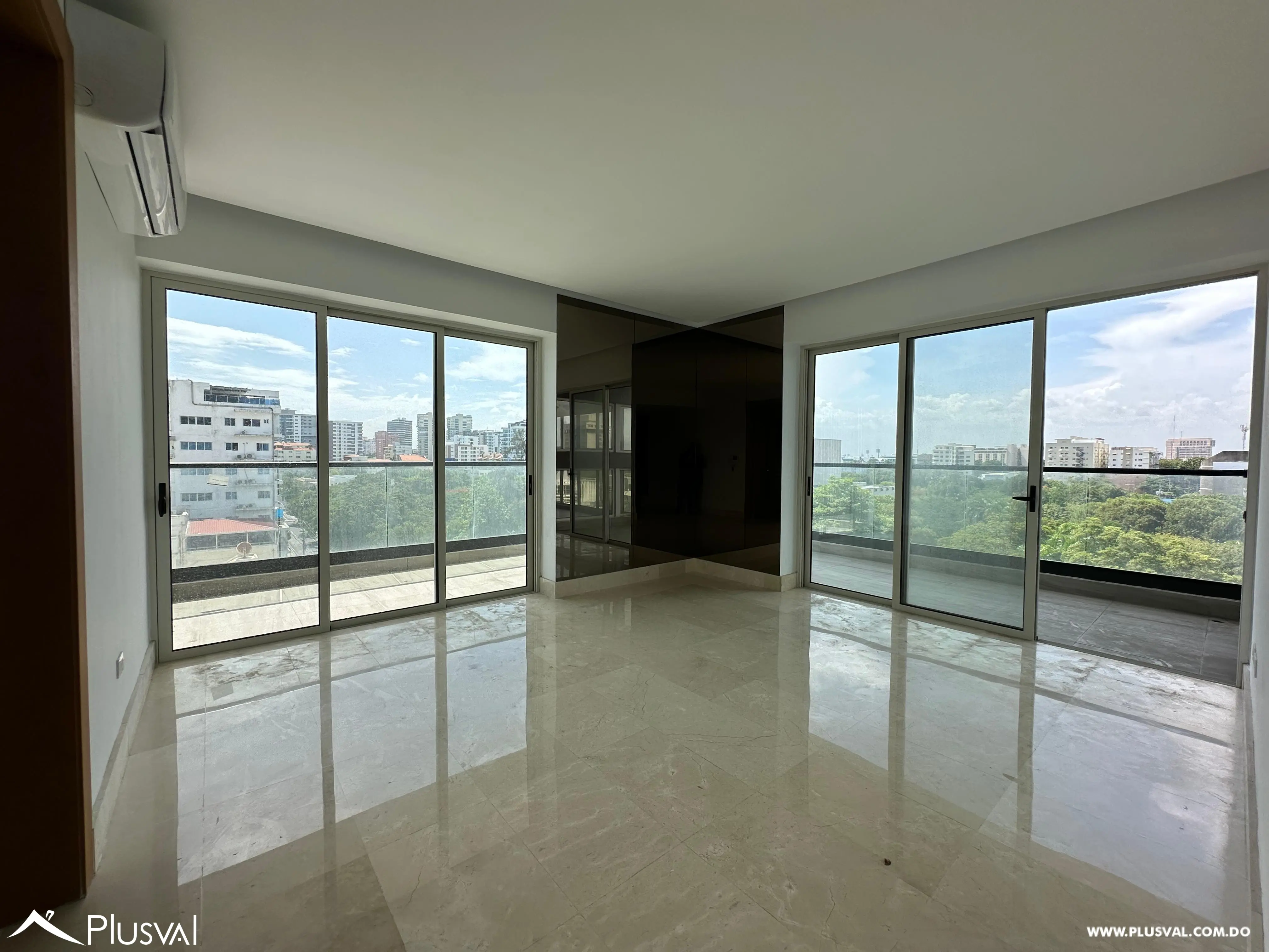 SE VENDE ESPECTACULAR APARTAMENTO CON VISTA AL MAR 458969