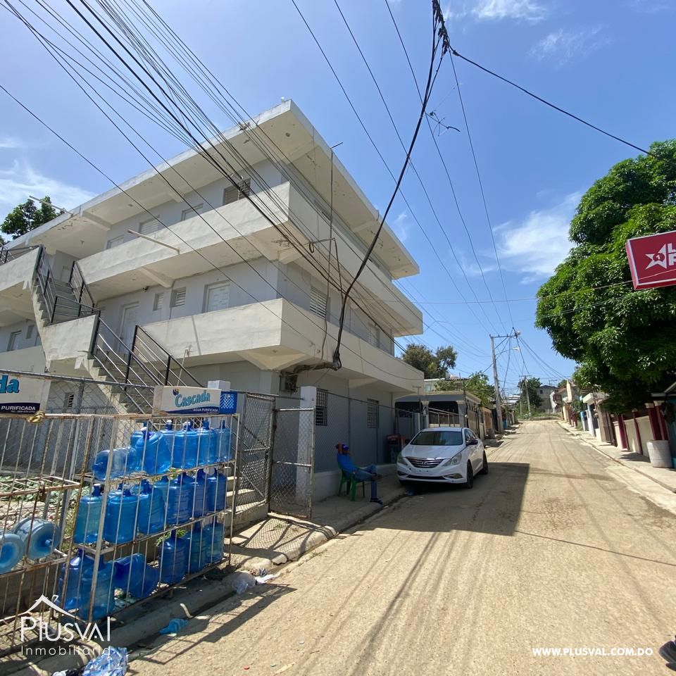 Pensión + solar en Barrio Nuevo, La Herradura, Santiago. 379521