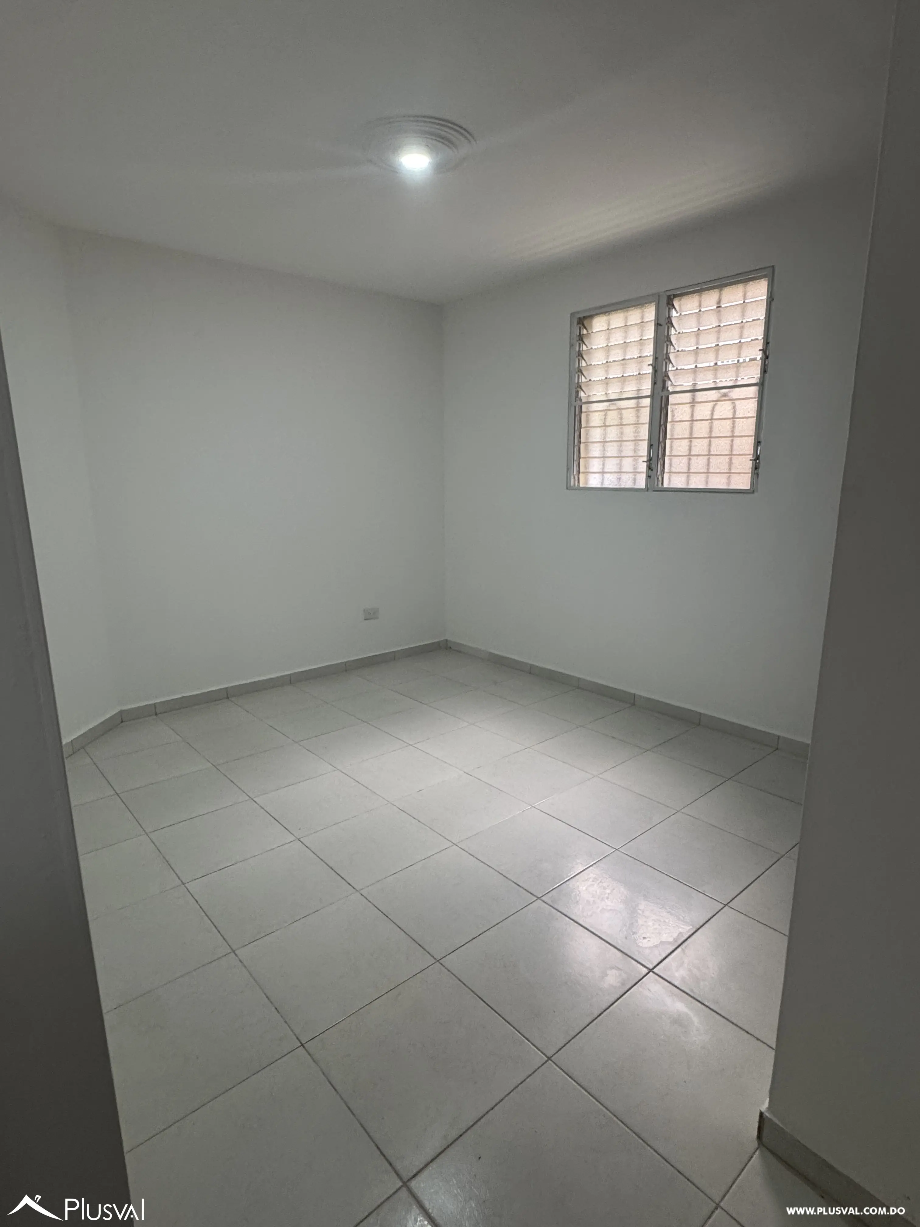 Alquila apartamento en Zona Céntrica en Primer nivel 479001