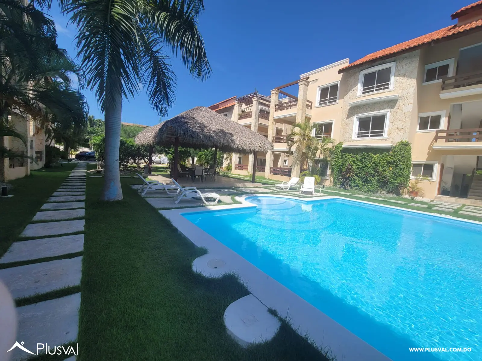 AMPLIO APARTAMENTO EN VENTA EN RESIDENCIAL CERRADO, CON PISCINA Y CON VISTA Y ACCESO DIRECTO A PLAYA BIBIJAGUA 474106