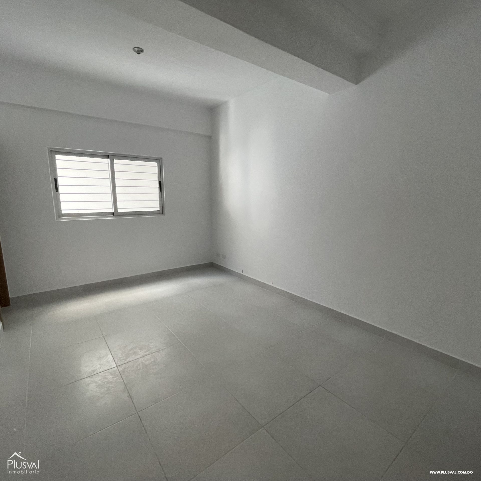 Excelente Apartamento de dos habitaciones con amplia terraza. 427450