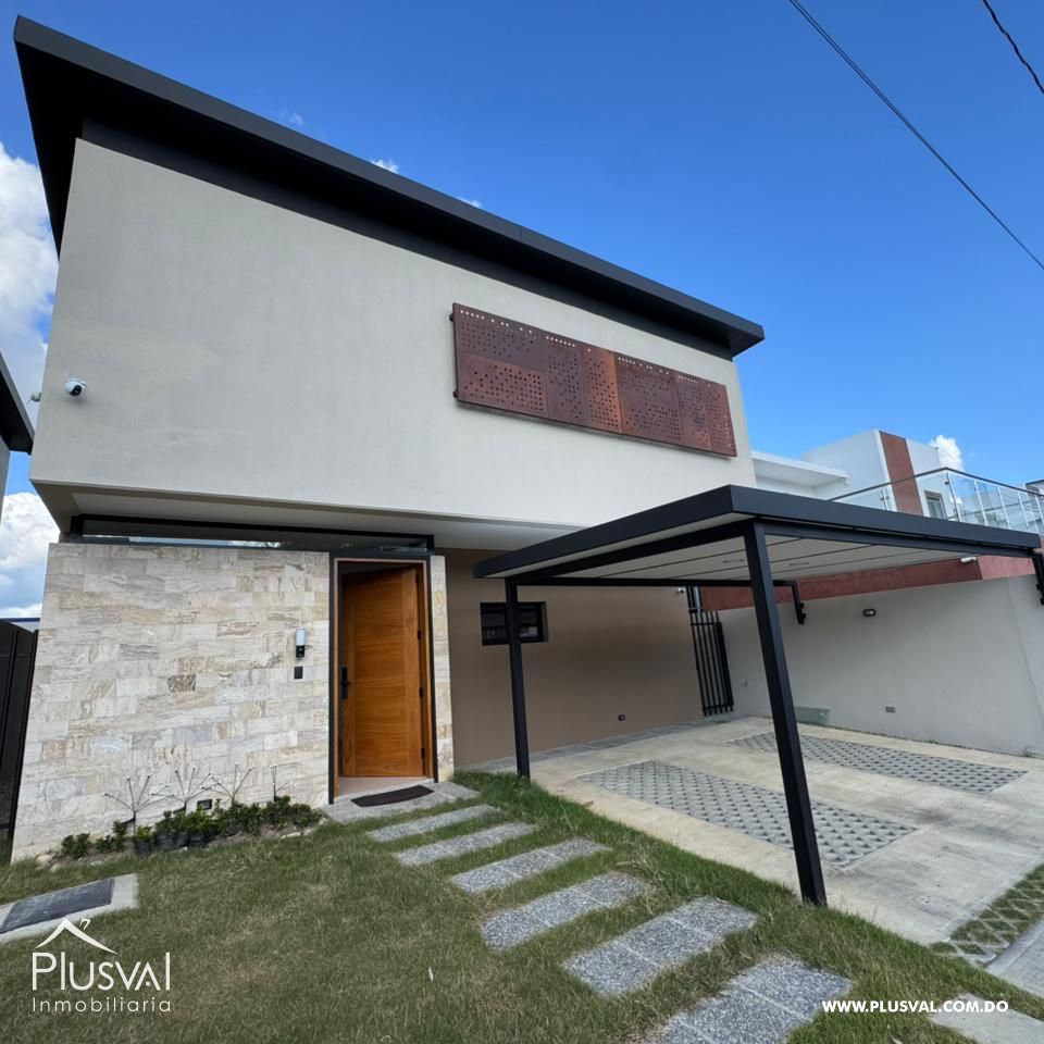 Casa en planos en venta en una zona residencial cerrada, Jardines del Sur. 477800