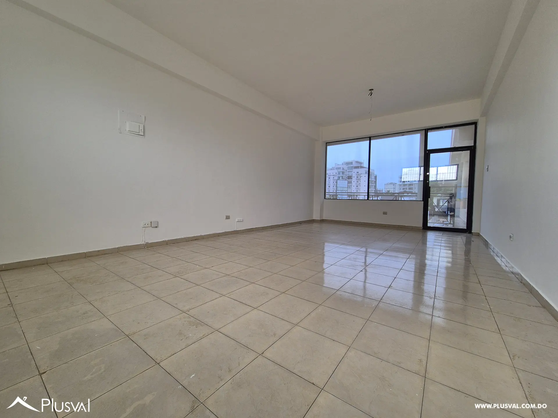 Local comercial en alquiler en Las Praderas 521700