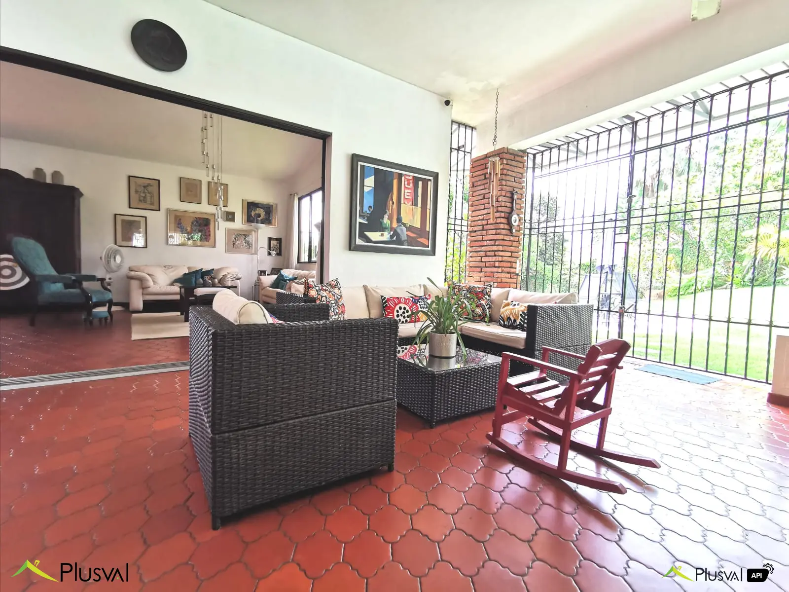 Se vende amplia casa en Altos de Arroyo Hondo II con patio 450308