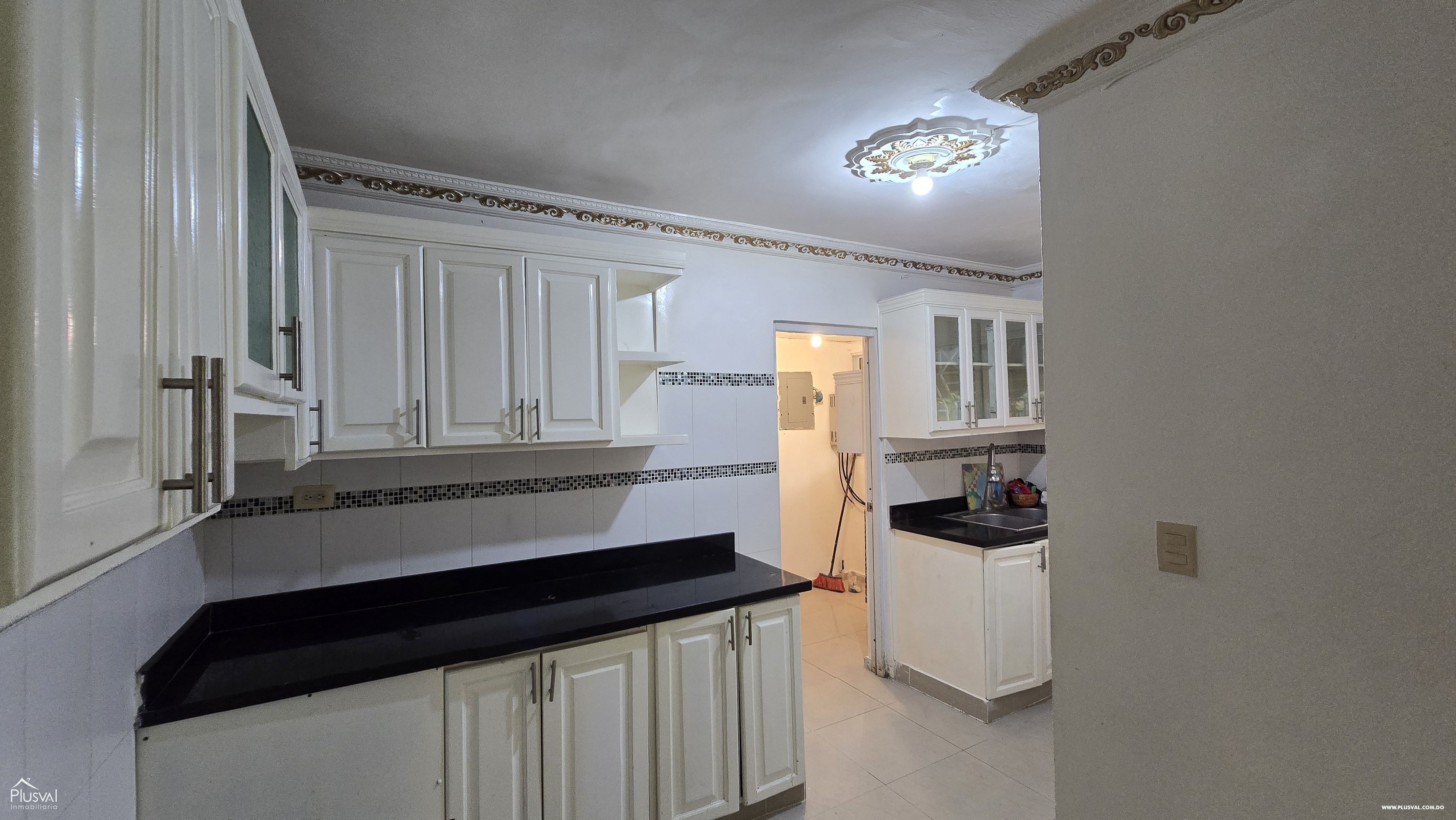 Buscas para vivir un apartamento amplio en una zona tranquila? Esta es tu oportunidad. 459425