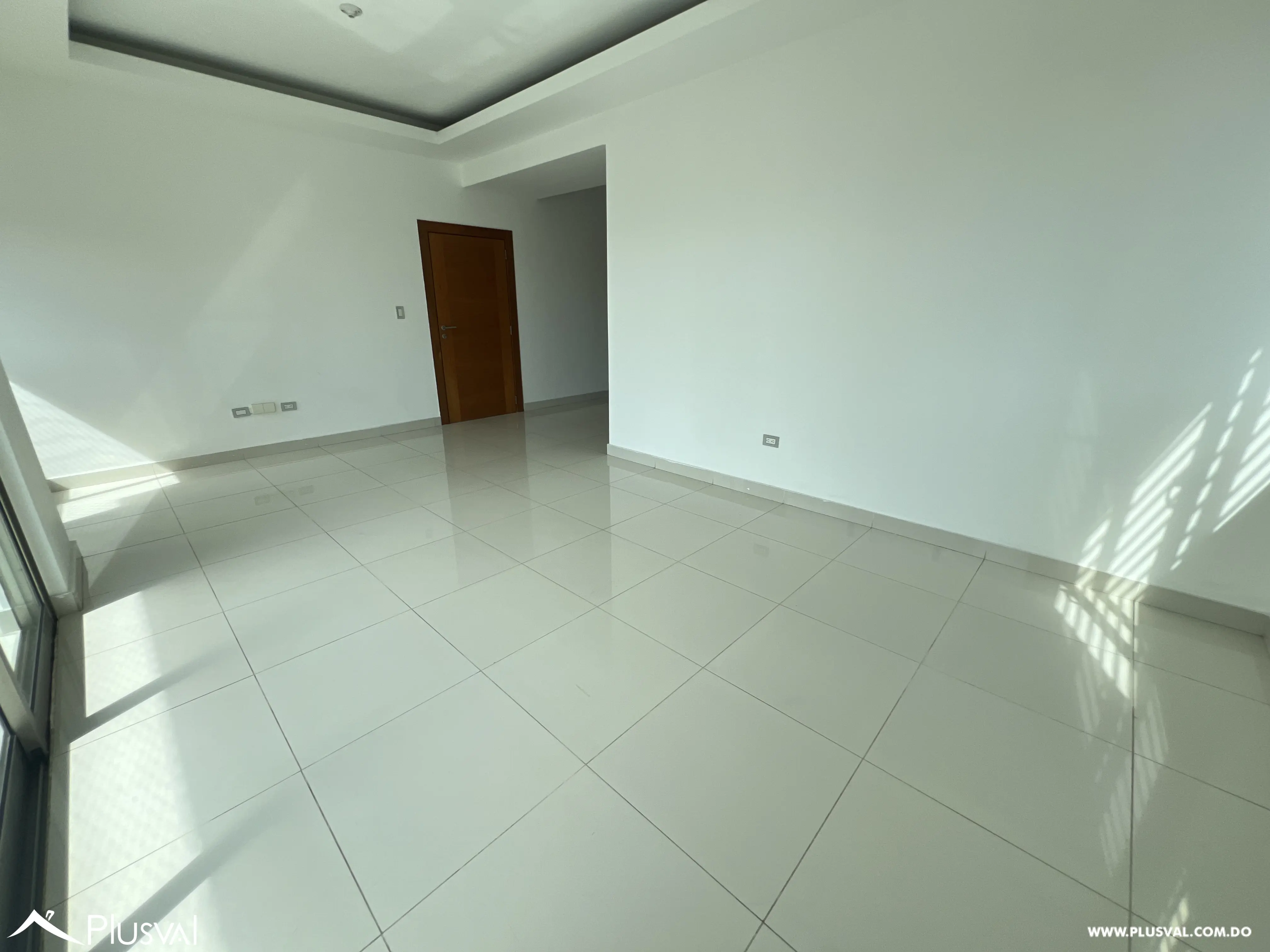 Moderno apartamento en alquiler en Evaristo Morales. 468127