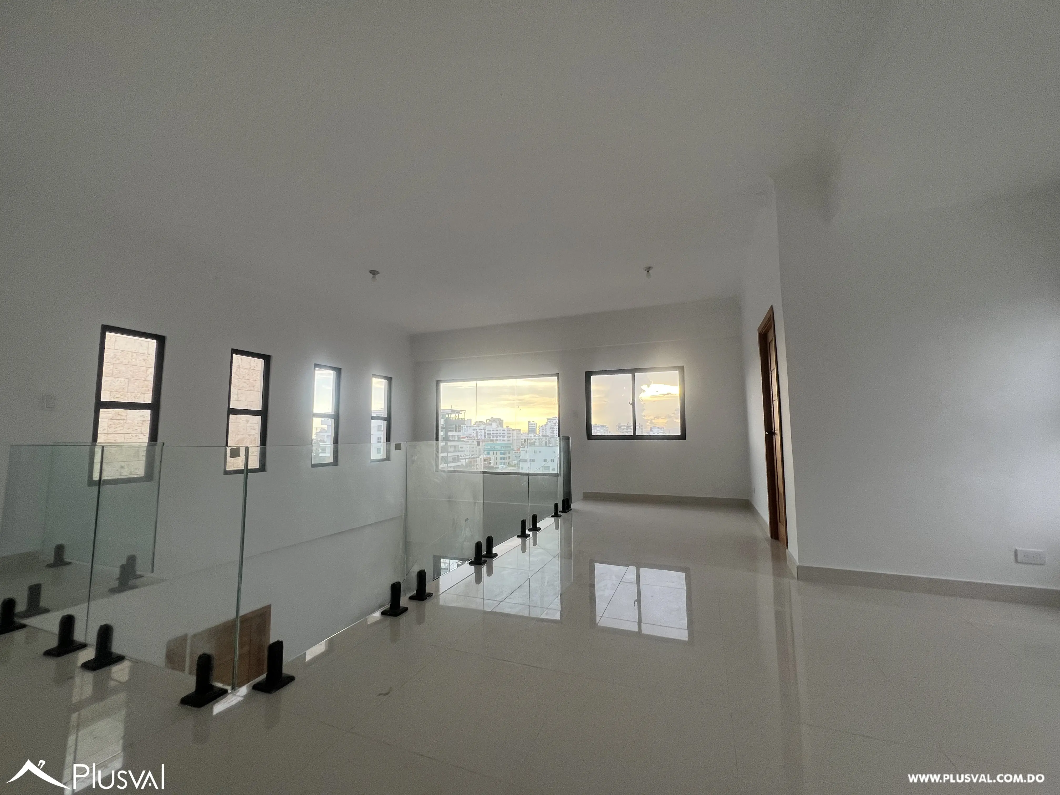 Espectacular penthouse en venta en Renacimiento 471272