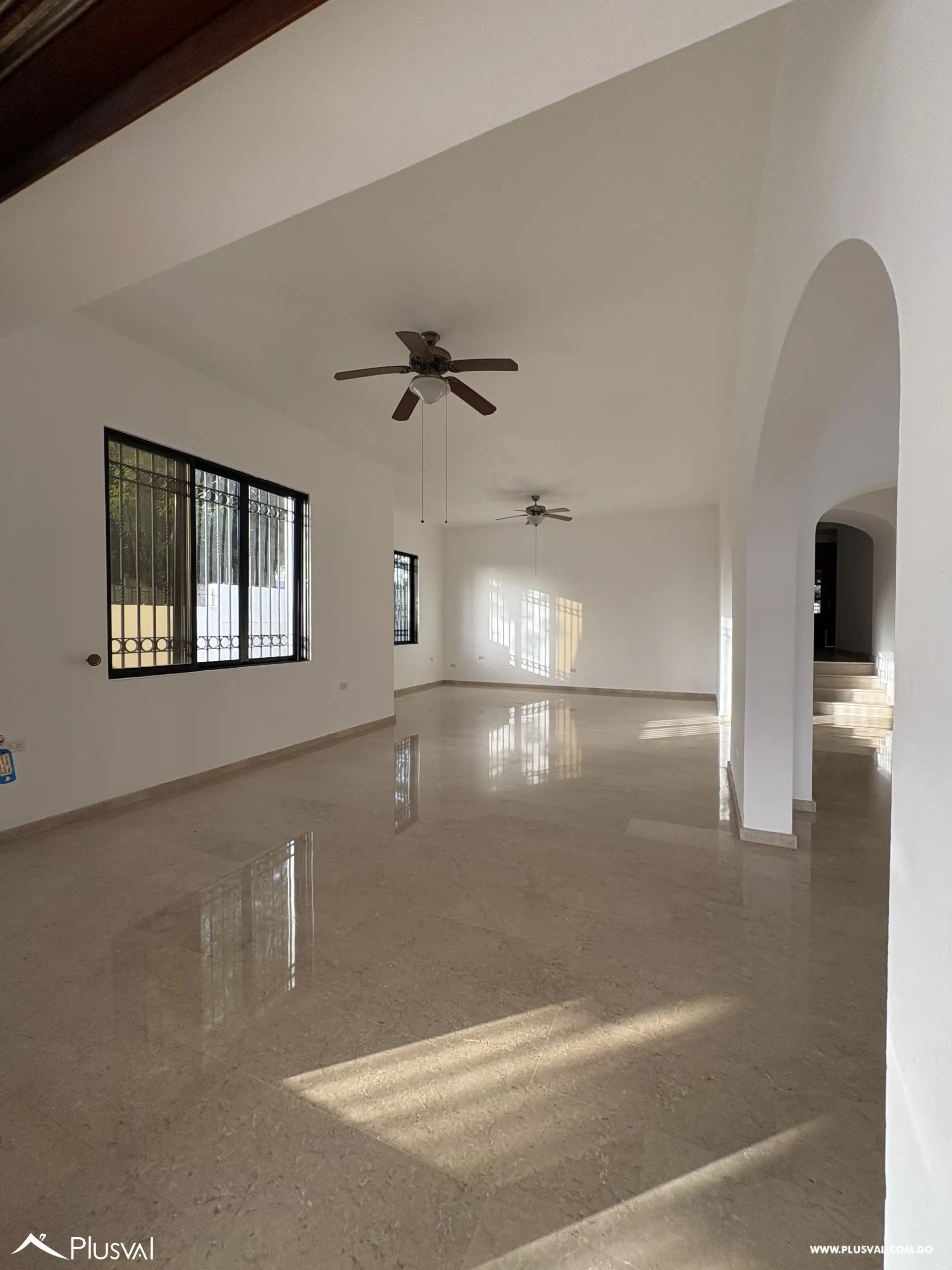 Casa en venta en Altos de Arroyo Hondo III con piscina y hermosa vista. 467004
