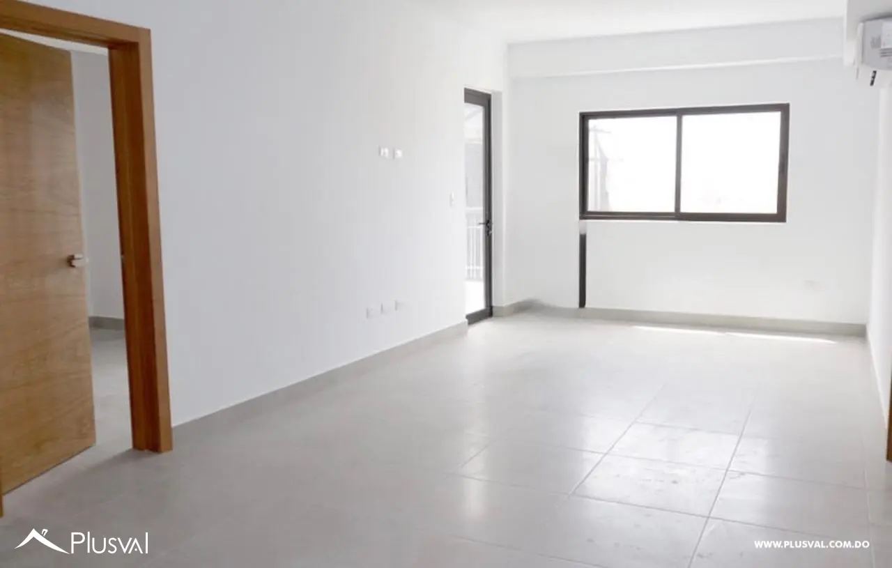 Apartamento en Naco con terraza privada en torre moderna y elegante 521450