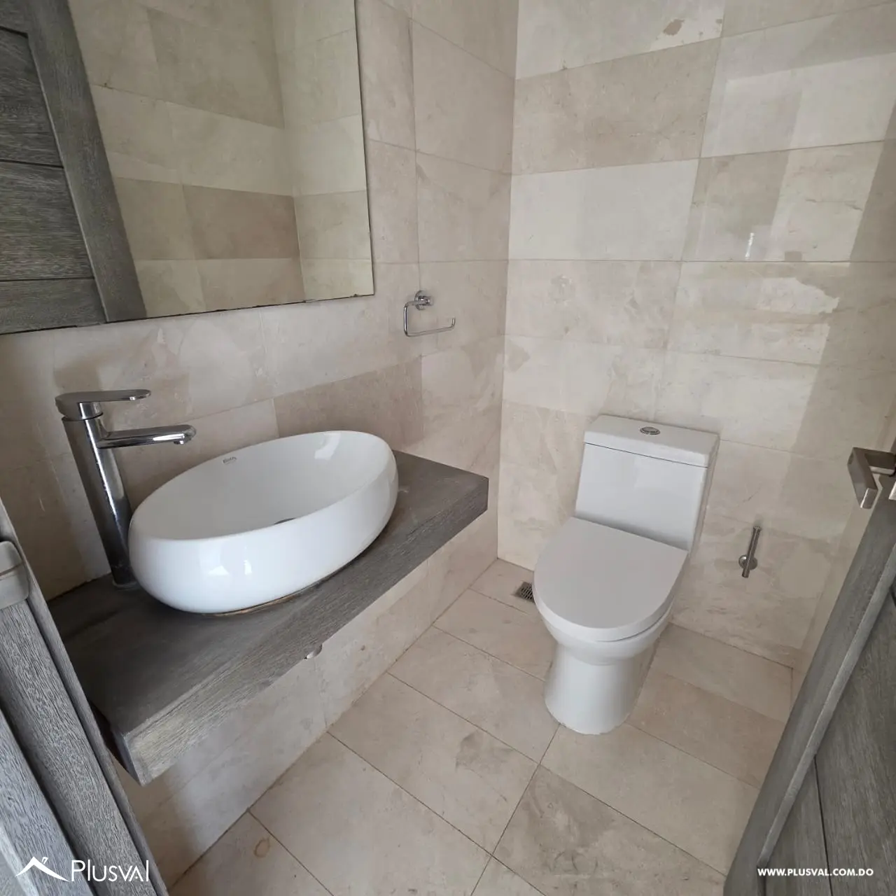 Fino apartamento en alquiler en Naco. 462751