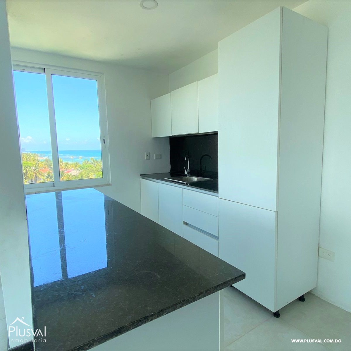 Apartamento en venta con vista al mar 211422