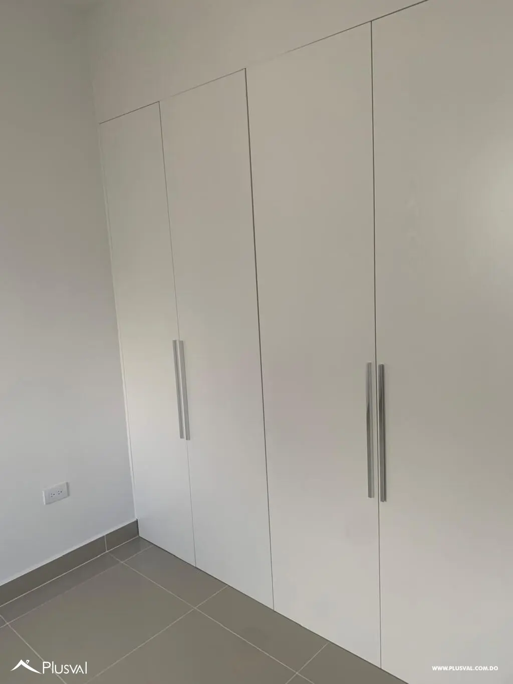 Apartamento en alquiler nuevo a estrenar de 2 habitaciones y 2 parqueos 510702