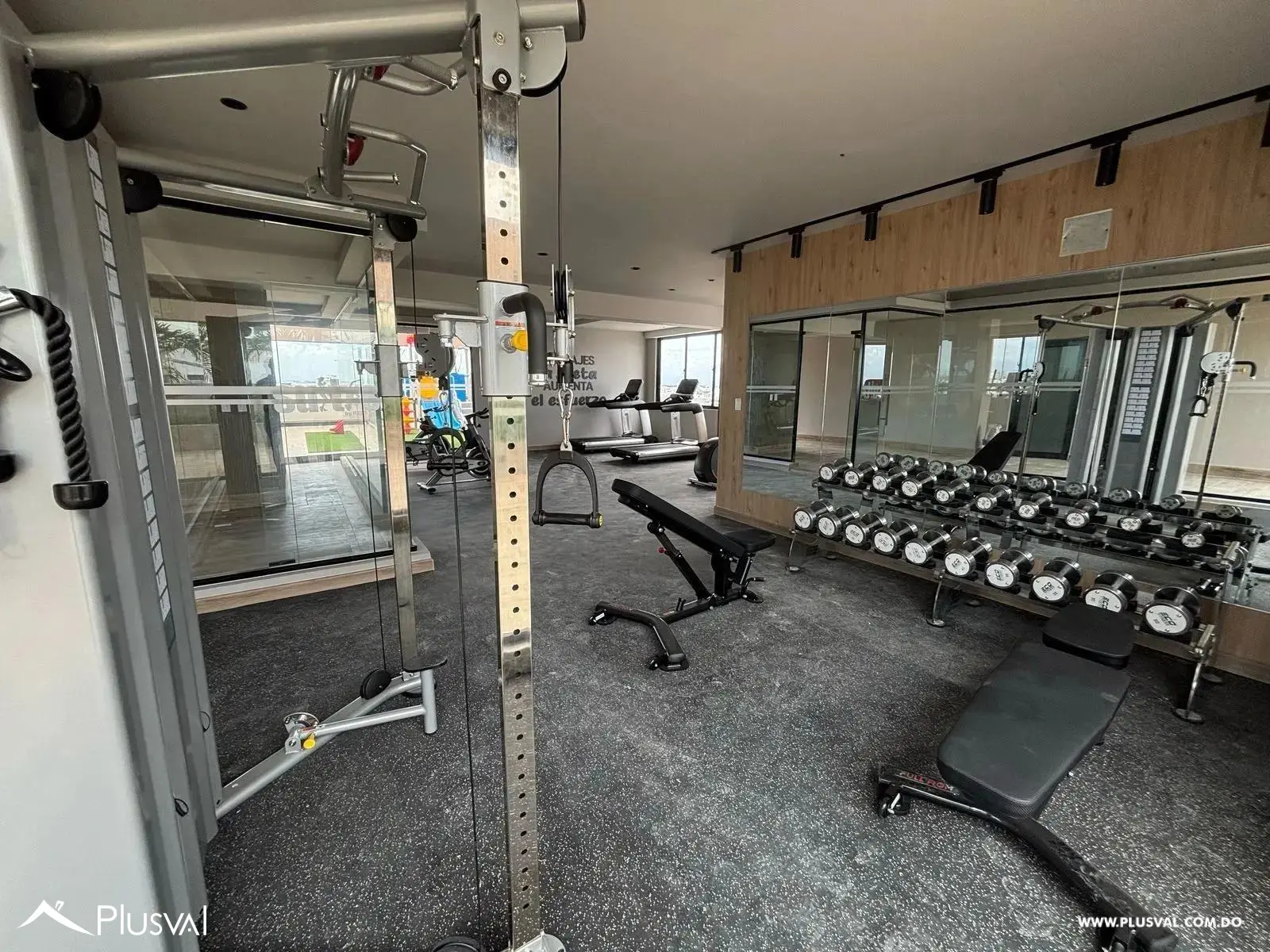 Alquiler de apartamento de 1 habitación y 2 baños en torre de lujo de Evaristo 489698