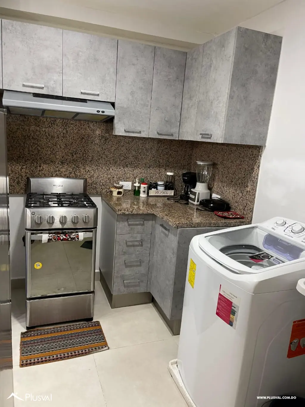 Apartamento Amueblado de 1 Hab en Alquiler 526034
