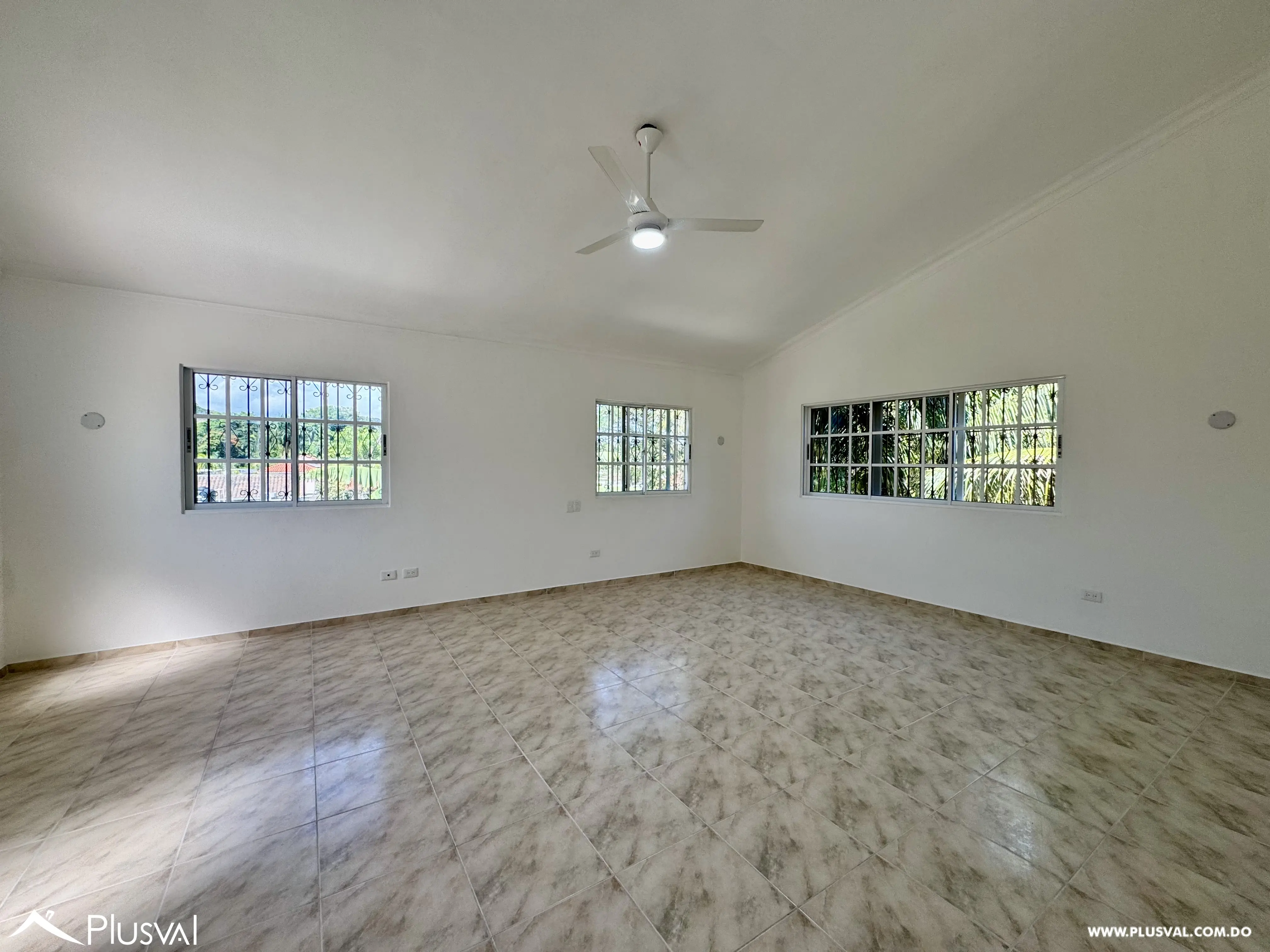 Alquilo Maravillosa Casa en Residencial Cerrado en Cuesta Hermosa II 486421