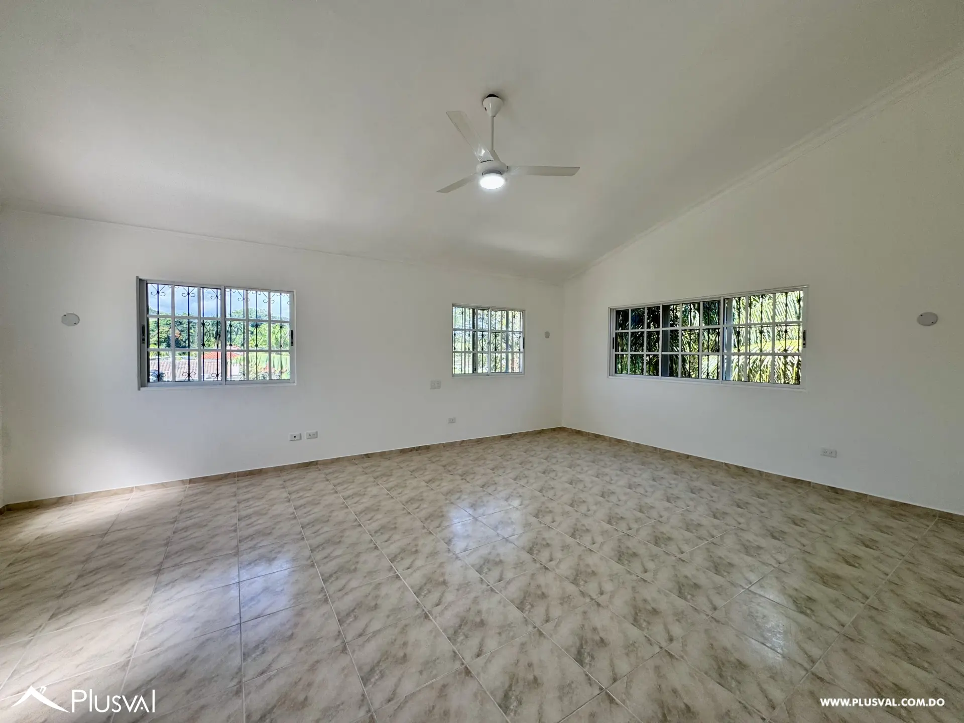 Alquilo Maravillosa Casa en Residencial Cerrado en Cuesta Hermosa II 486421