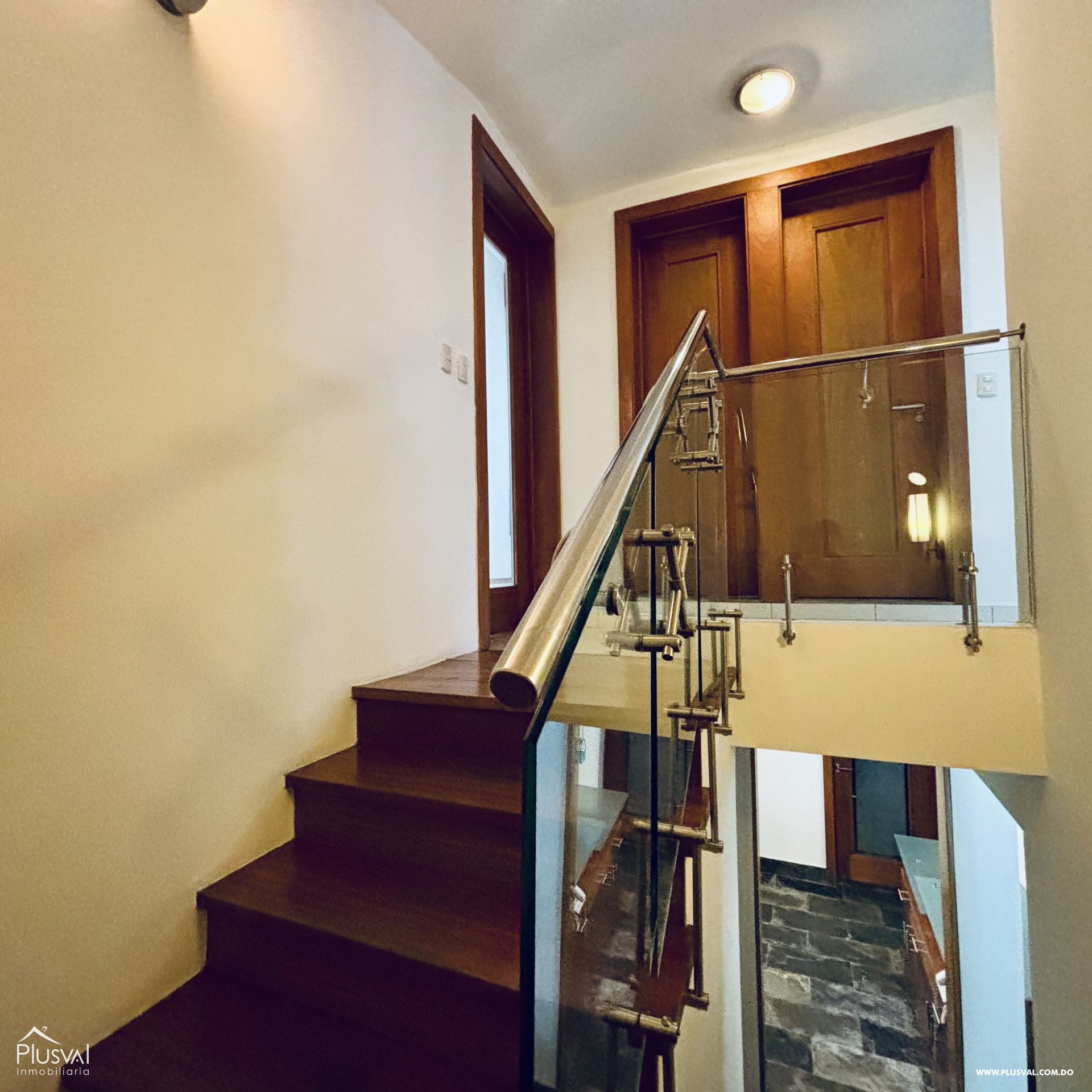 Propiedad comercial para oficinas o co-working 389348