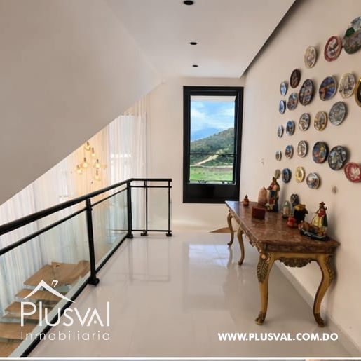 Casa de dos niveles amueblada con piscina en venta 497455
