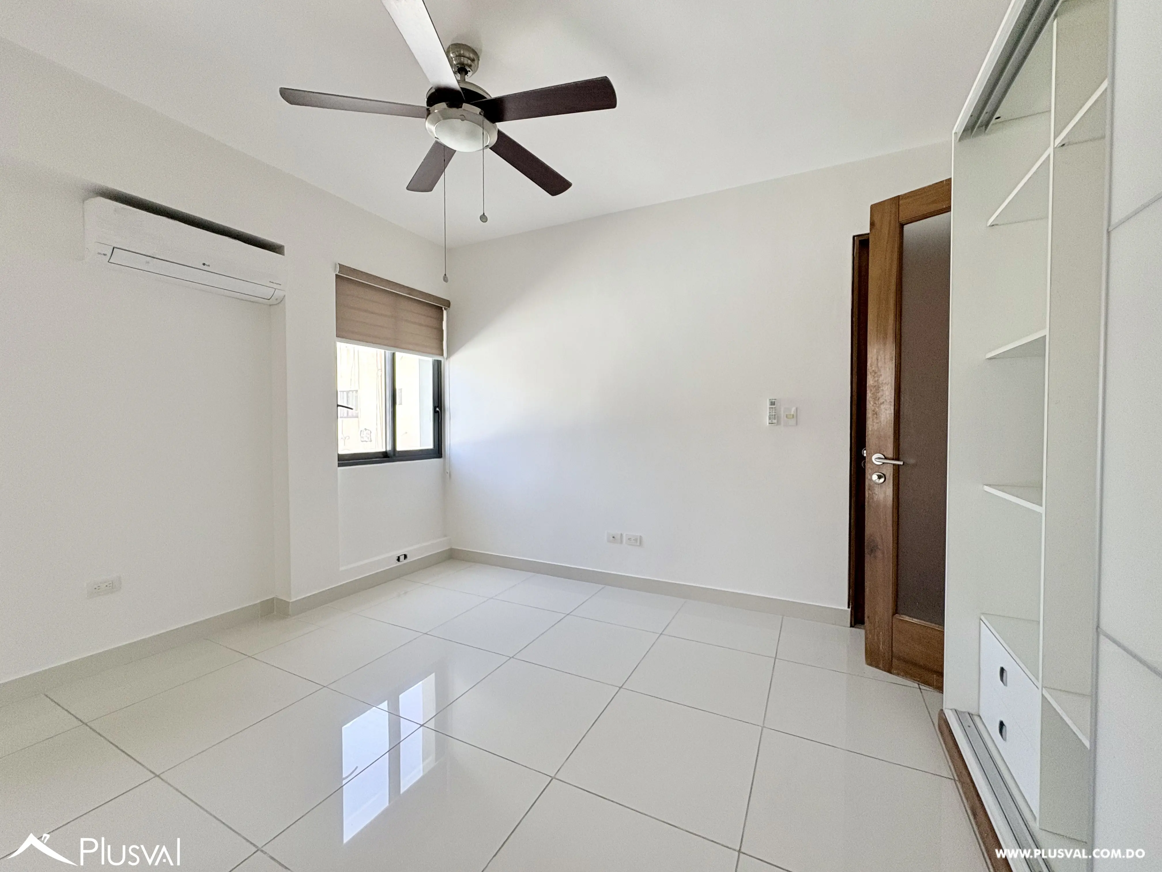 Hermoso apartamento en venta en Evaristo Morales 465256