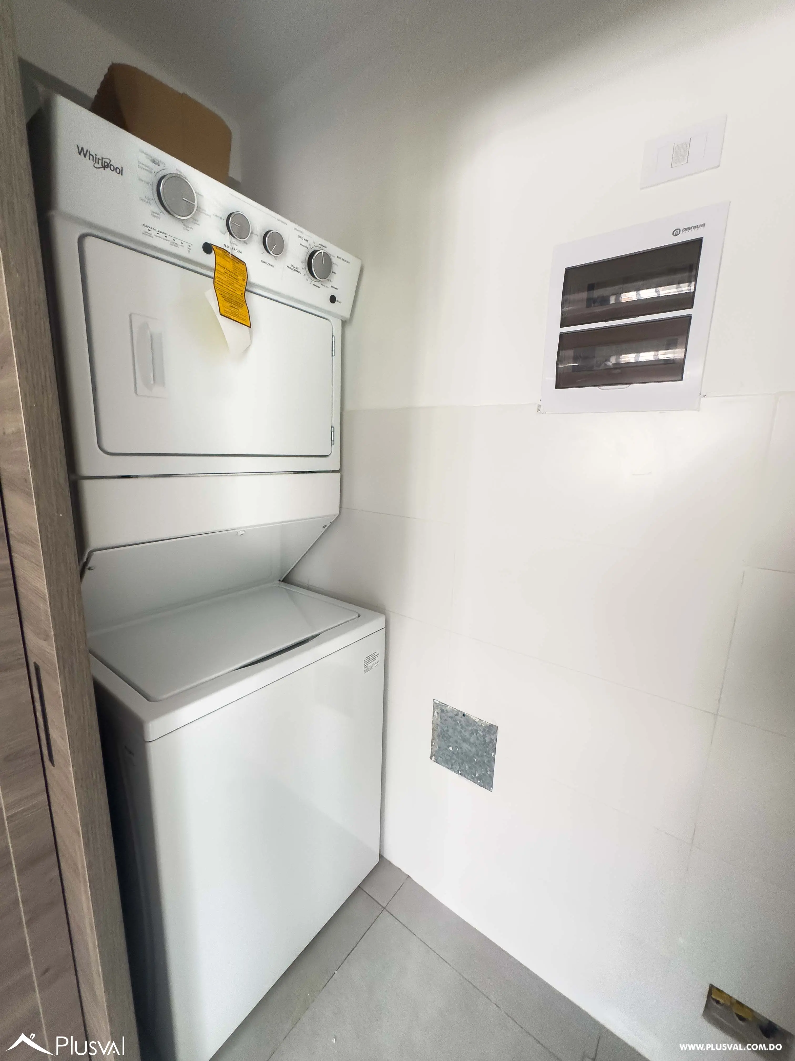 Apartamento en alquiler de 1 hab en Naco con linea blanca. 492634