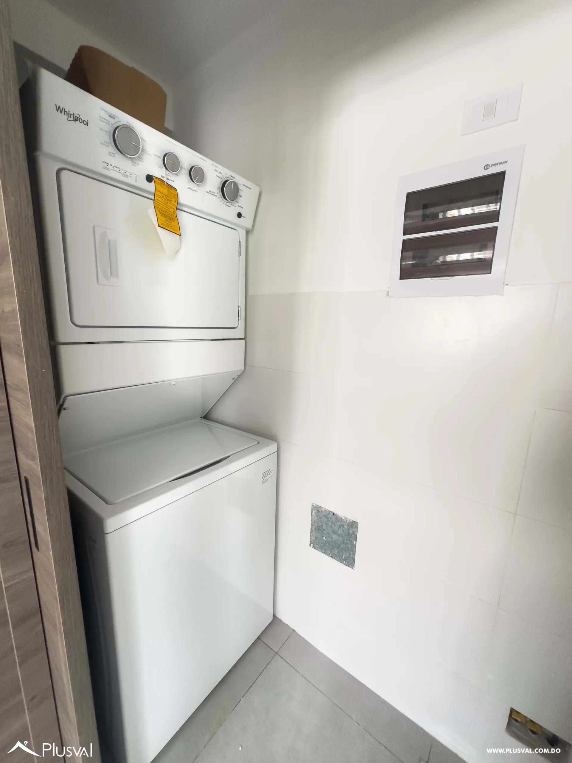 Apartamento en alquiler de 1 hab en Naco con linea blanca. 492634