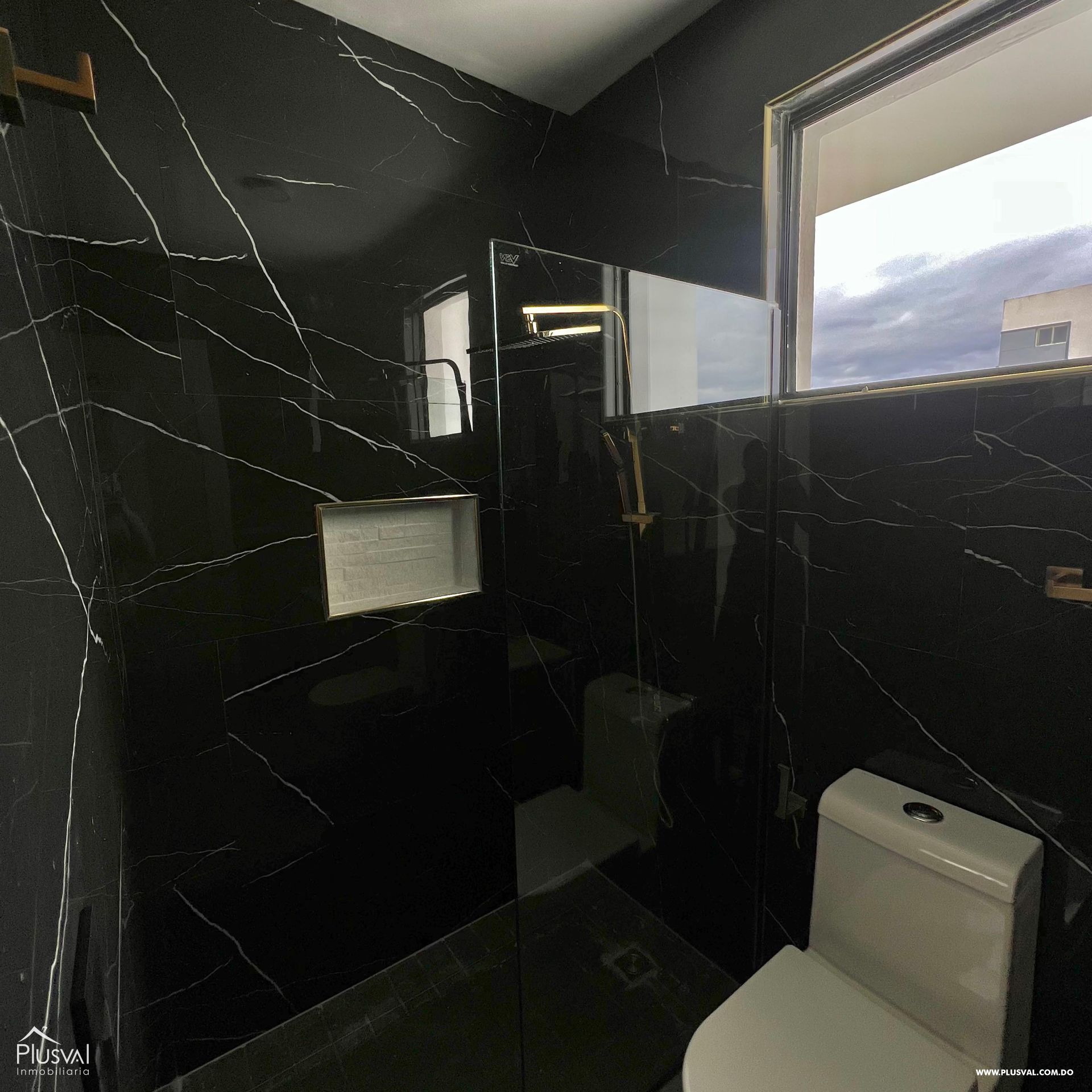 Hermoso apartamento terminado en la Urbanización Thomen 349979