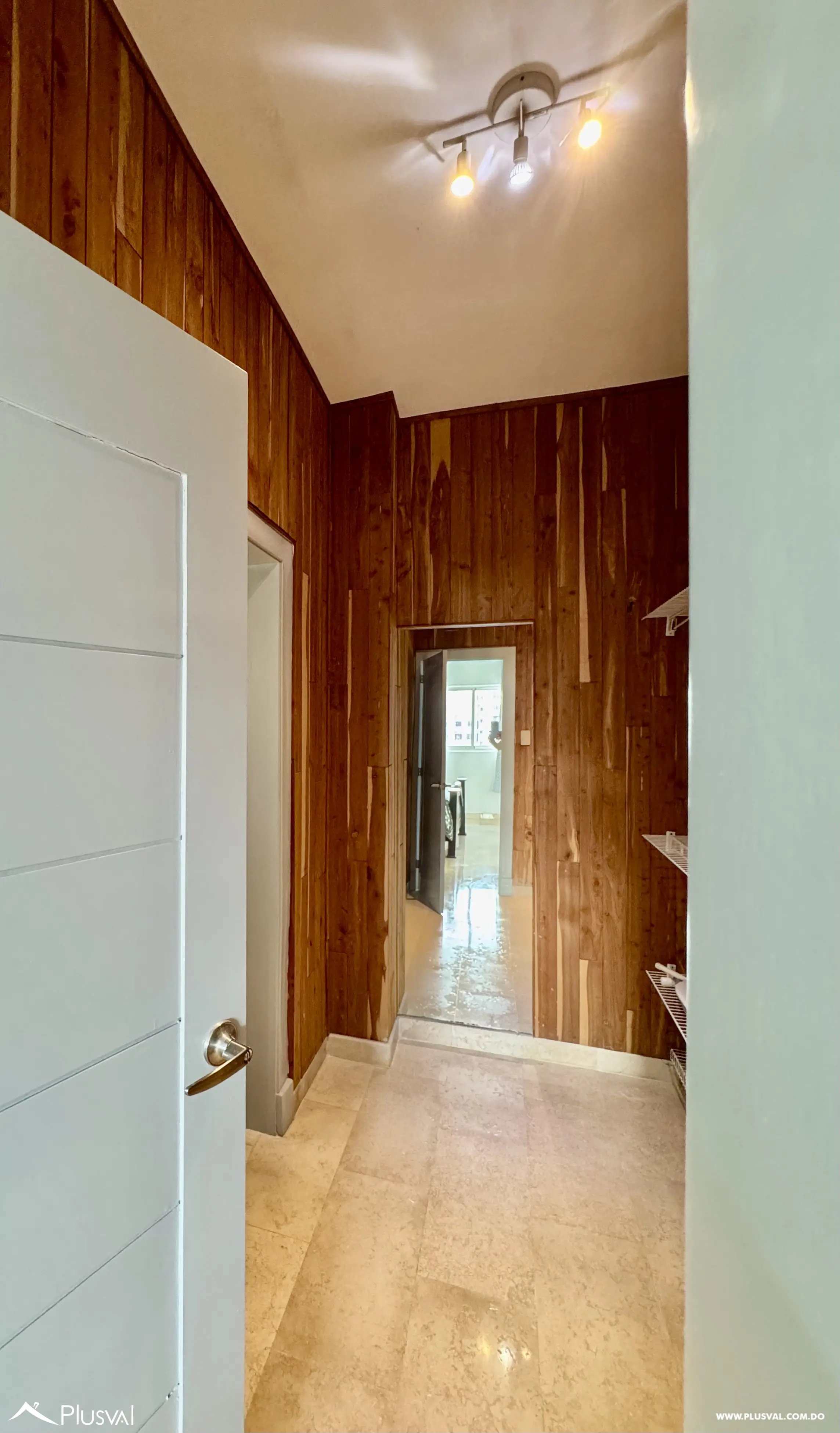 Alquilo Amplio y Maravilloso Apto. en una de las Zonas mas Exclusivas de La Esperilla 490534