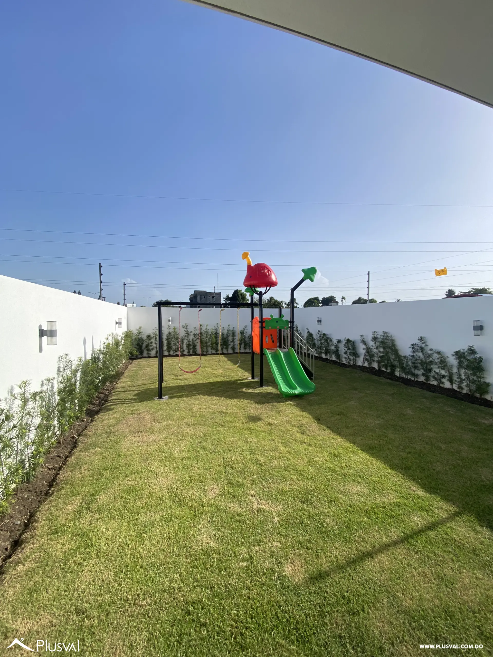 Apartamento en Segundo Nivel con Excelentes Amenidades y a Minutos del Aeropuerto del Cibao 517586