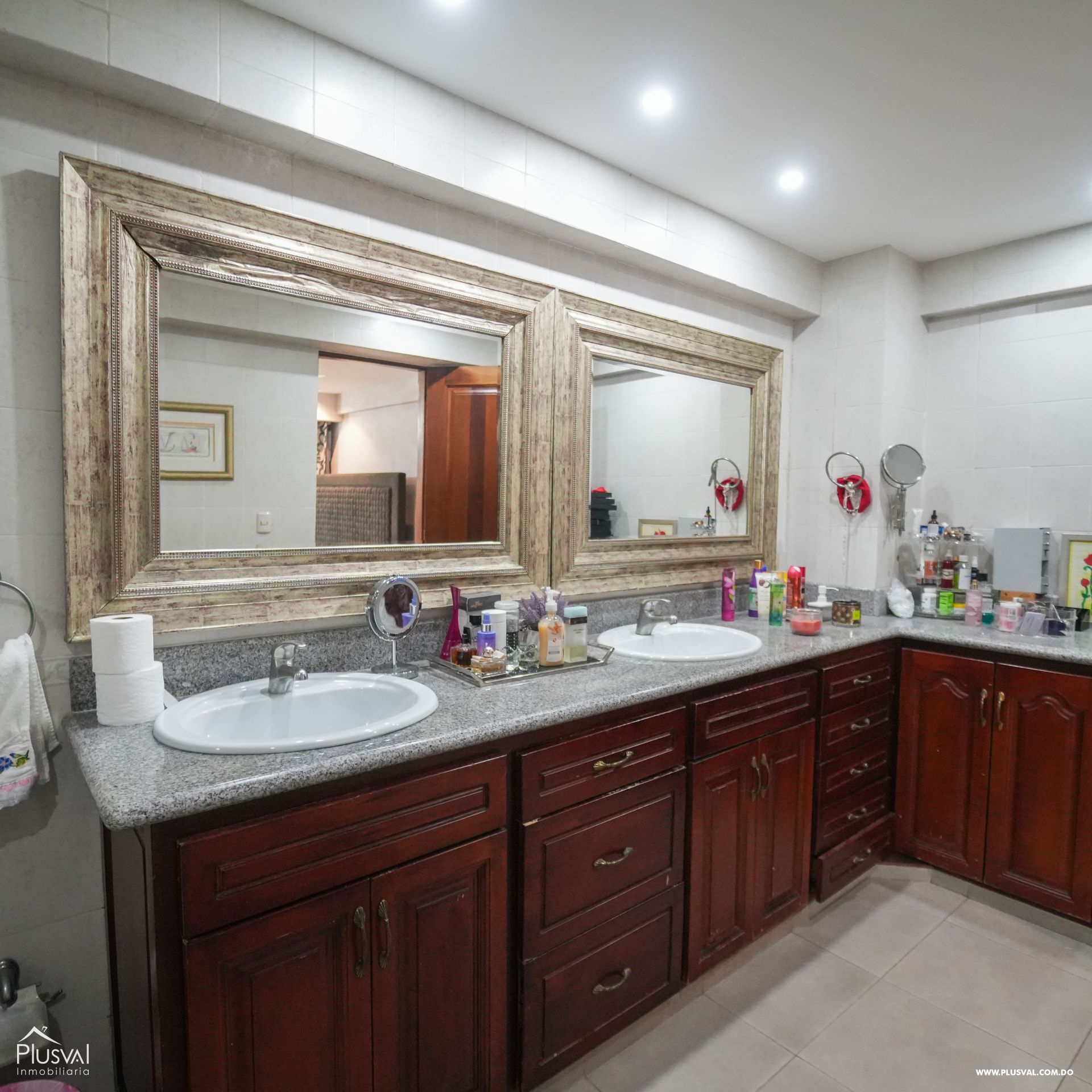 Hermoso penthouse en venta, Evaristo Morales 261171