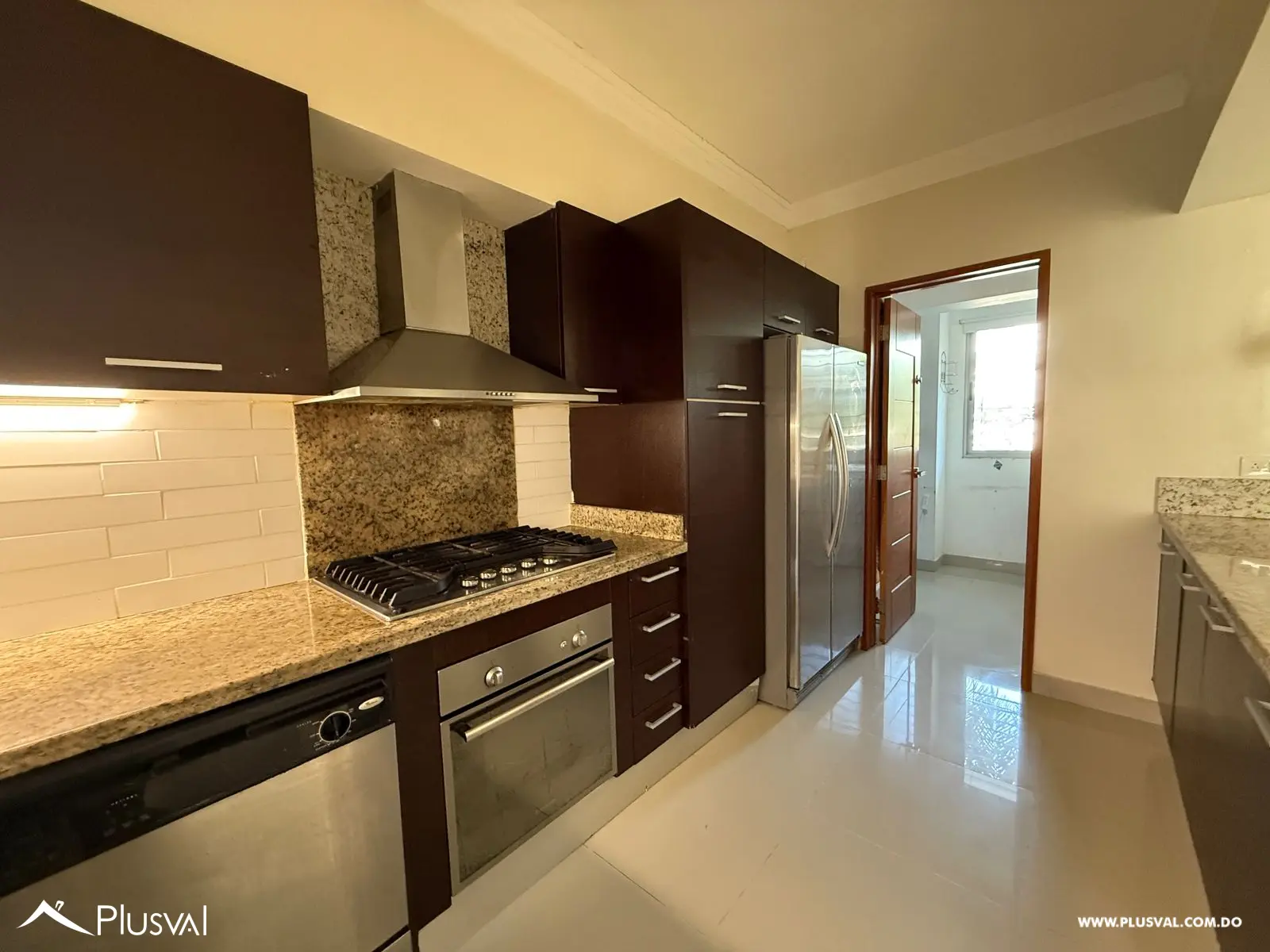 Moderno apartamento en venta en Evaristo 461895