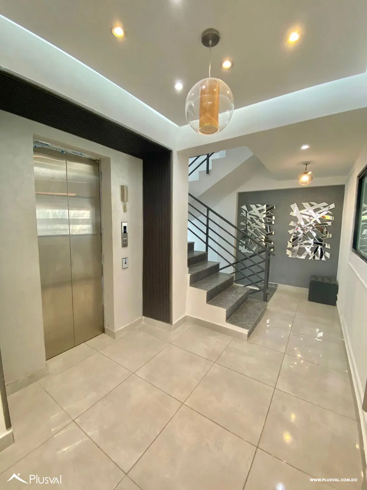 Apartamento con terraza privada en El Millón 459335