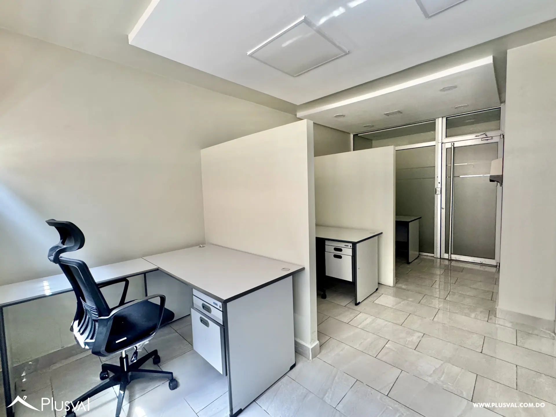 Alquilo Maravilloso Local Comercial en Esquina en Arroyo Hondo Viejo 512875