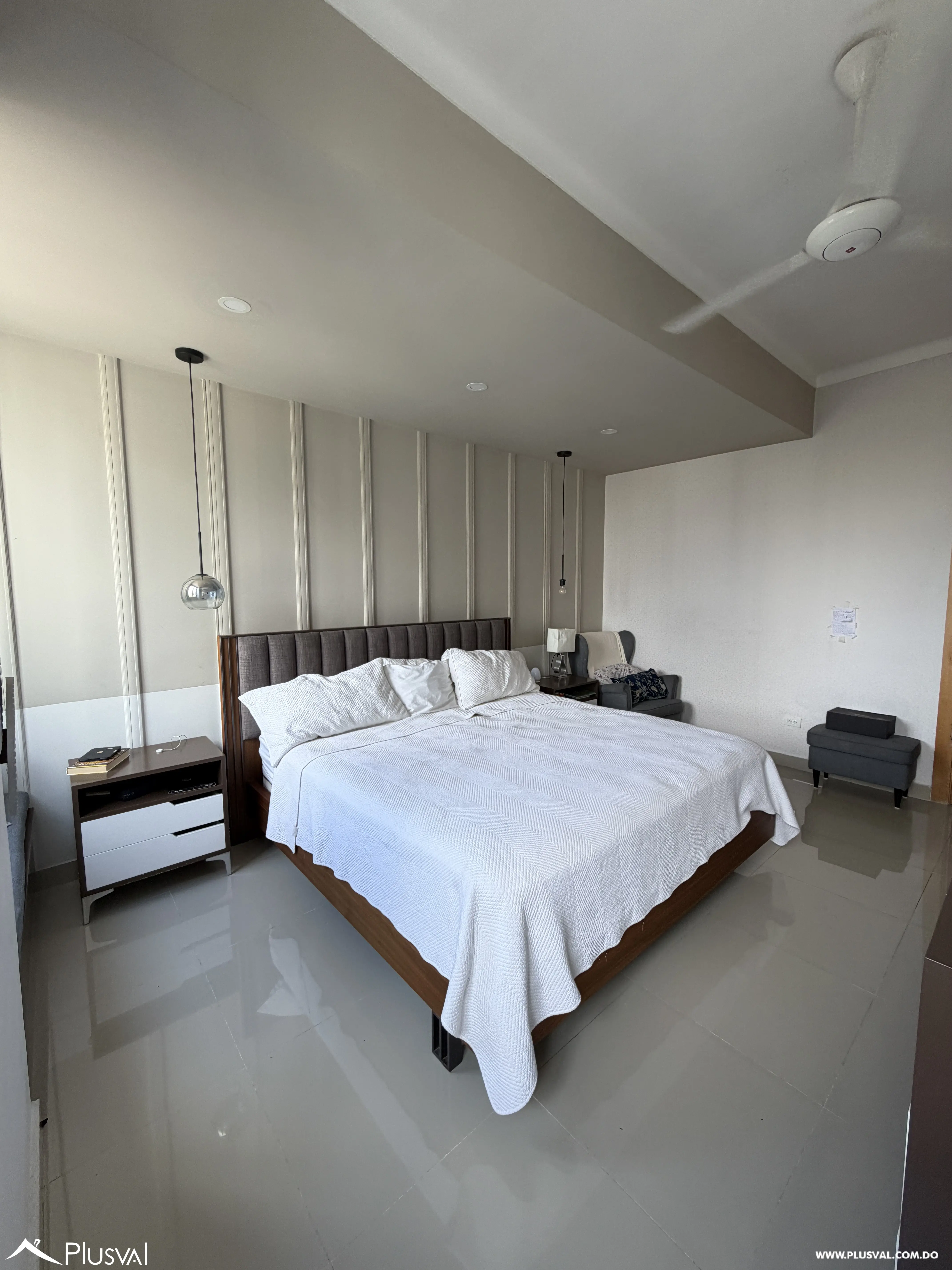 Apartamento en venta de 3 hab + estudio en La Esperilla. 470210
