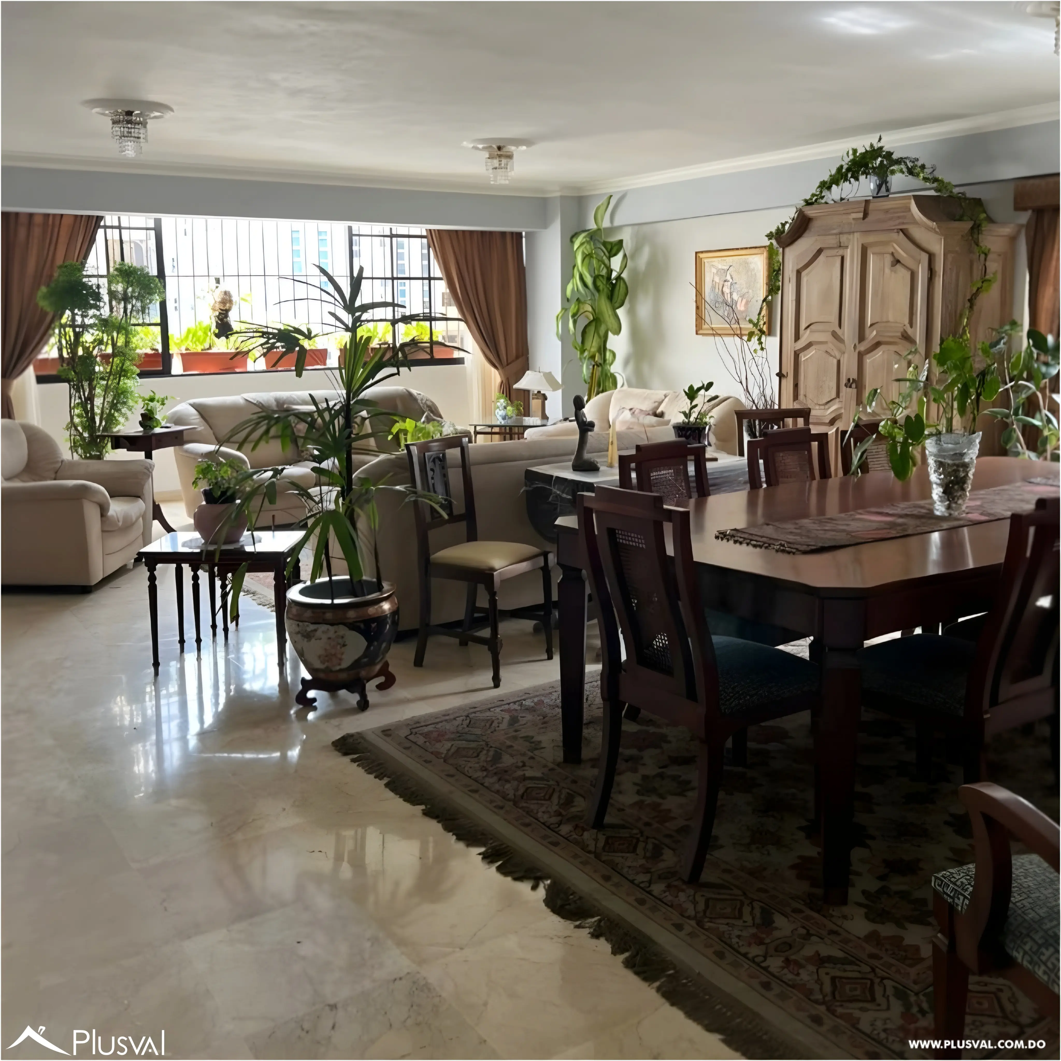 Casa comercial en venta en el Cacique con lavandería en funcionamiento. 522338