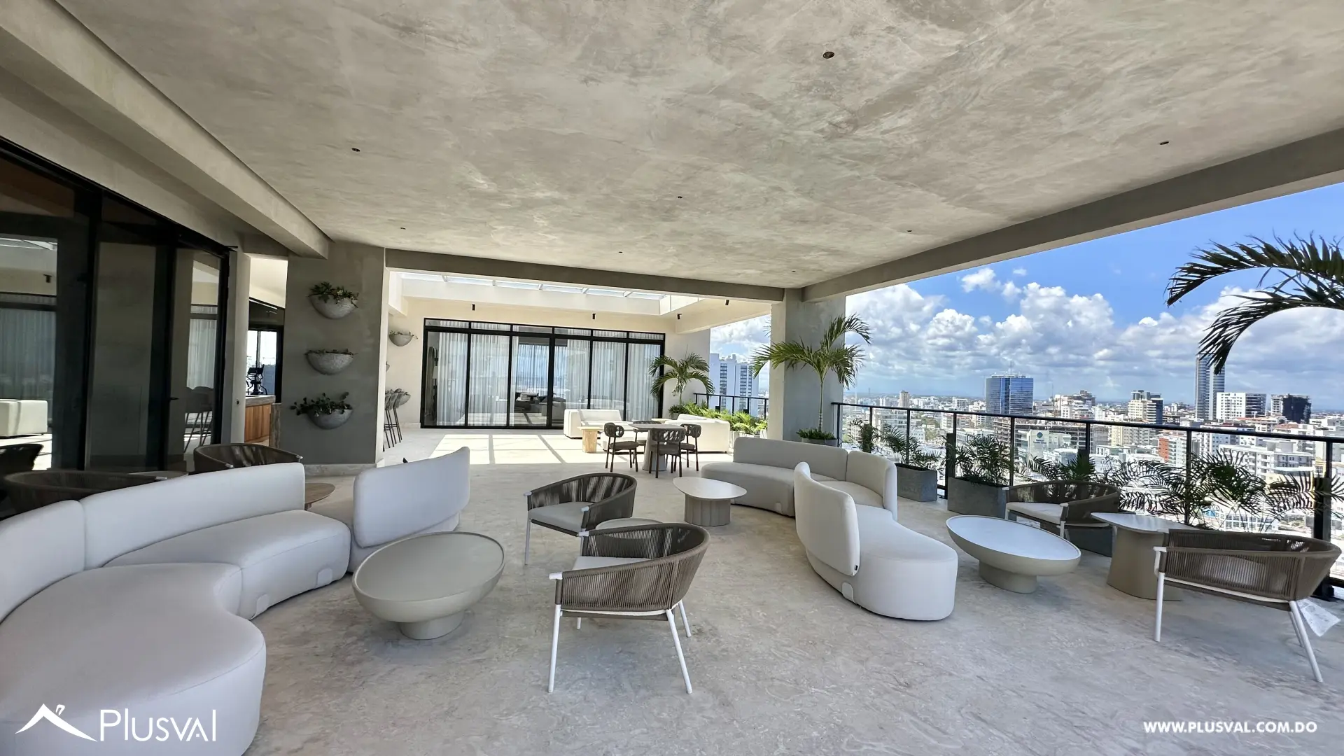 Alquiler de Apartamento de 1 Habitación en Piantini – Torre Moderna con Línea Blanca 460434