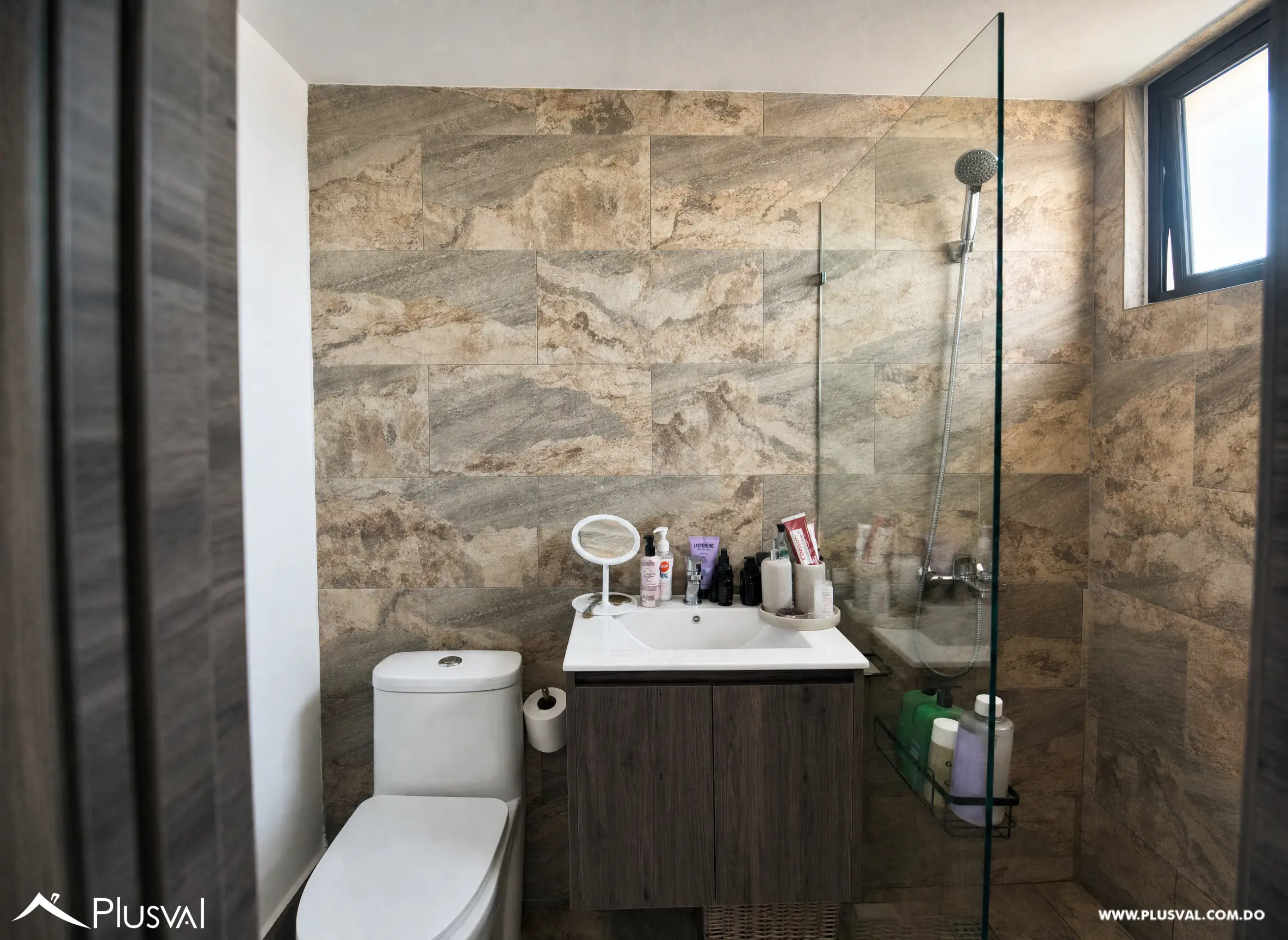 Naco | Piso Alto con Vistas | 2 Hab + 2.5 Baños 513214