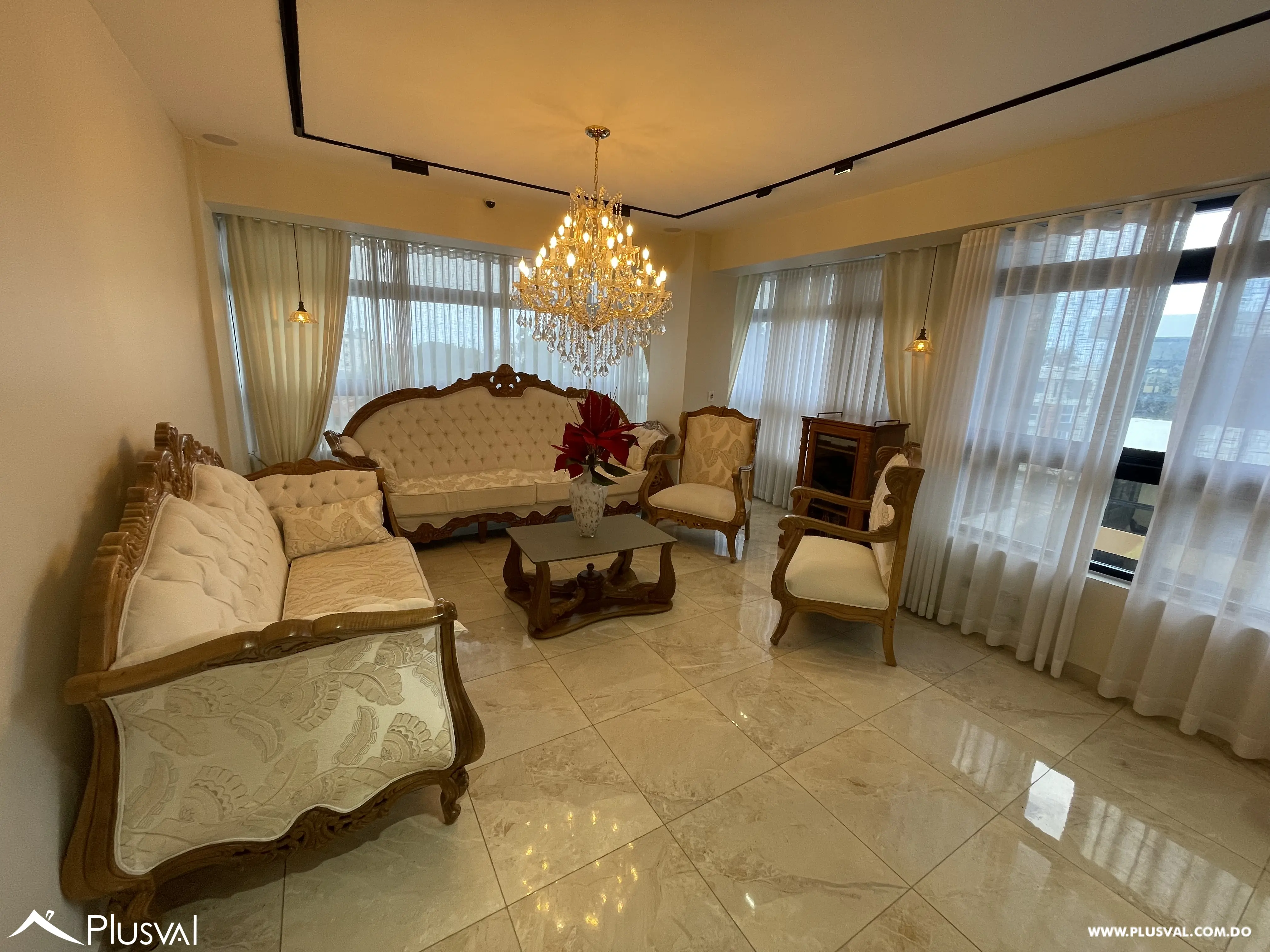 Apartamento en venta 3Hab · Dos Cocinas caliente y fría· 3 Parqueos · SDE 508608