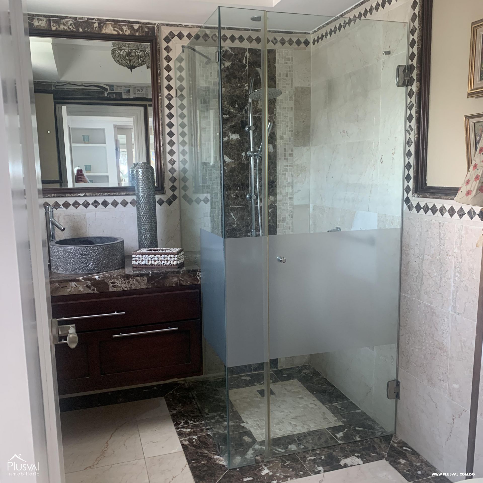 Hermoso y Acogedor Penthouse en Naco 220687