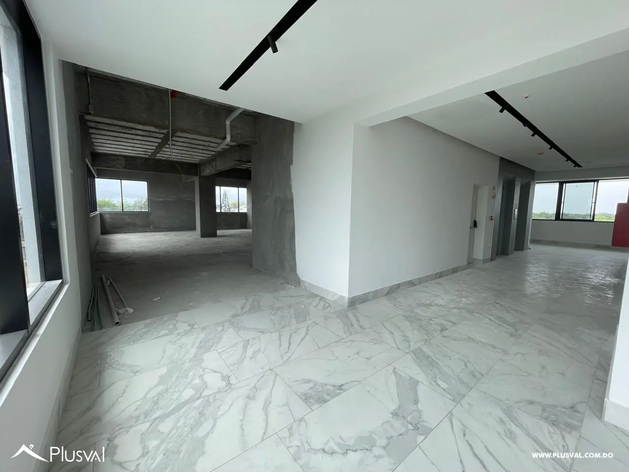 Alquiler Local en torre corporativa nueva 481083