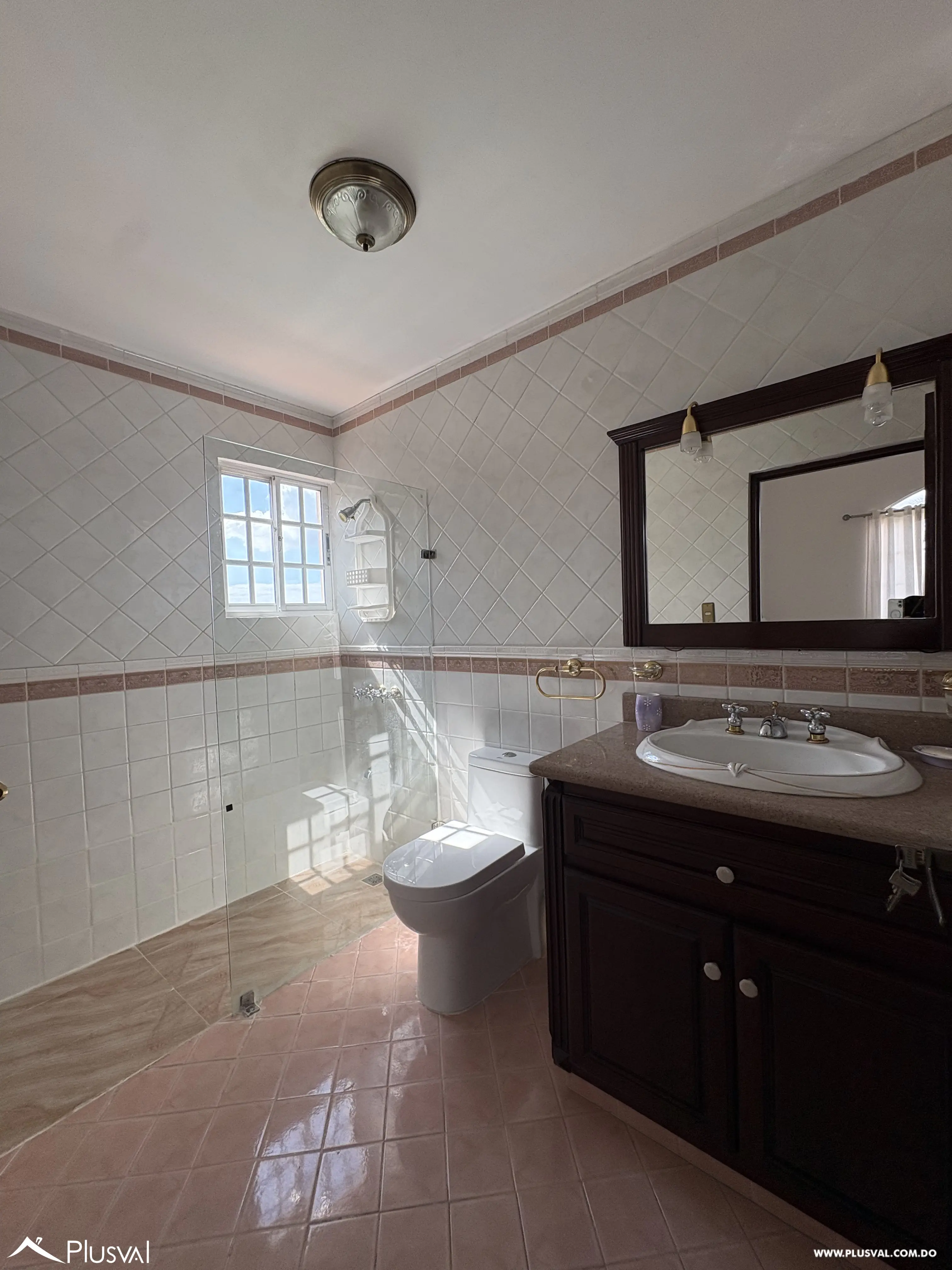 Casa en venta en Altos de Arroyo Hondo III con piscina y hermosa vista. 484723